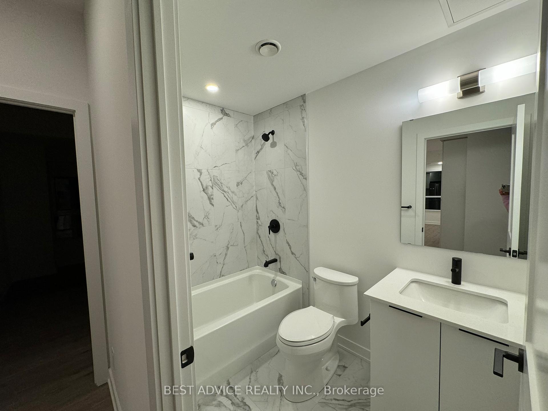 Photo 16 of Unit 809, 56 Lakeside Terrace, Barrie, Little Lake — HOMEH