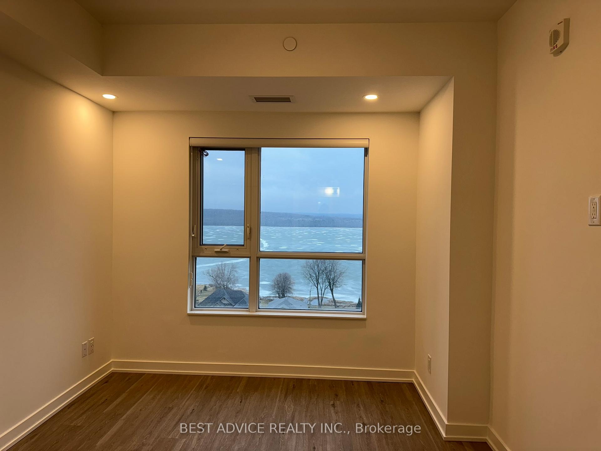 Photo 24 of Unit 809, 56 Lakeside Terrace, Barrie, Little Lake — HOMEH
