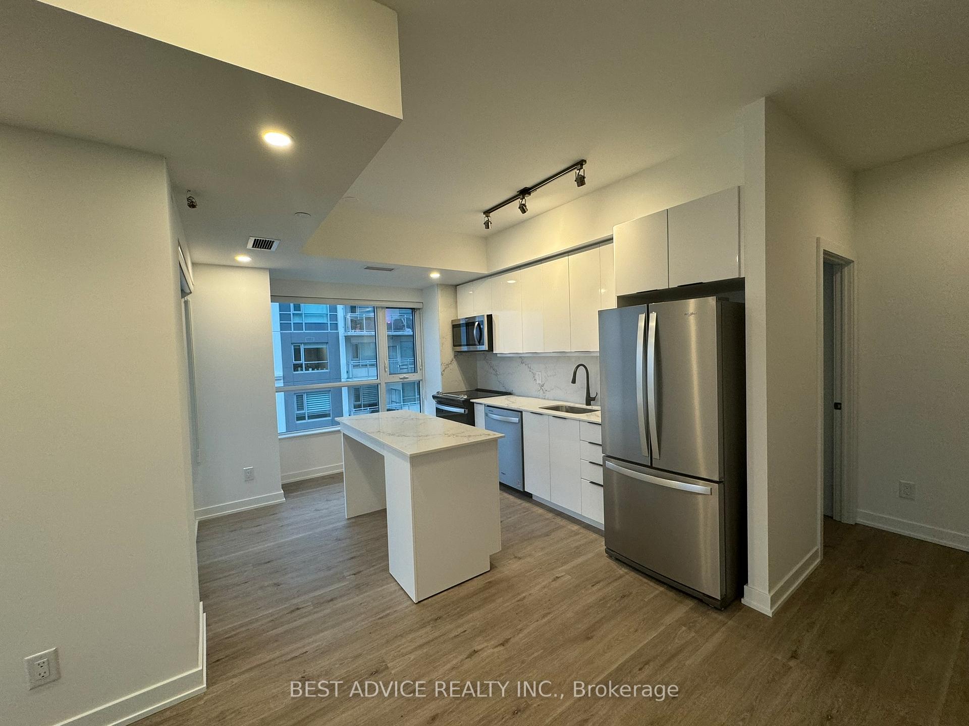 Photo 31 of Unit 809, 56 Lakeside Terrace, Barrie, Little Lake — HOMEH
