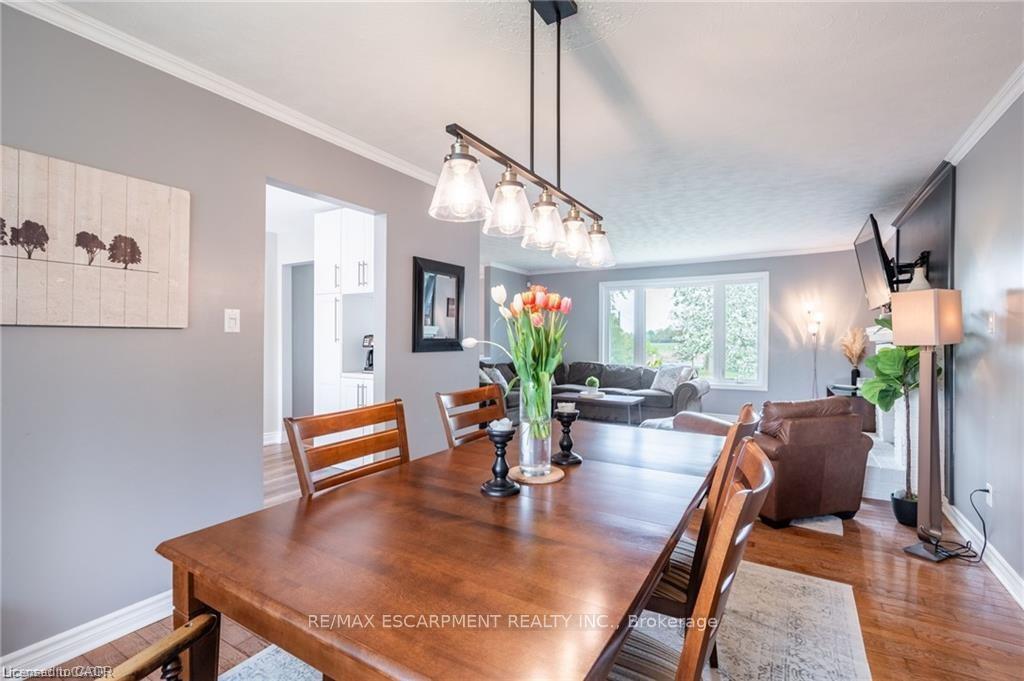 Photo 12 of 152 7th Concession Road E, Hamilton, Rural Flamborough — HOMEH
