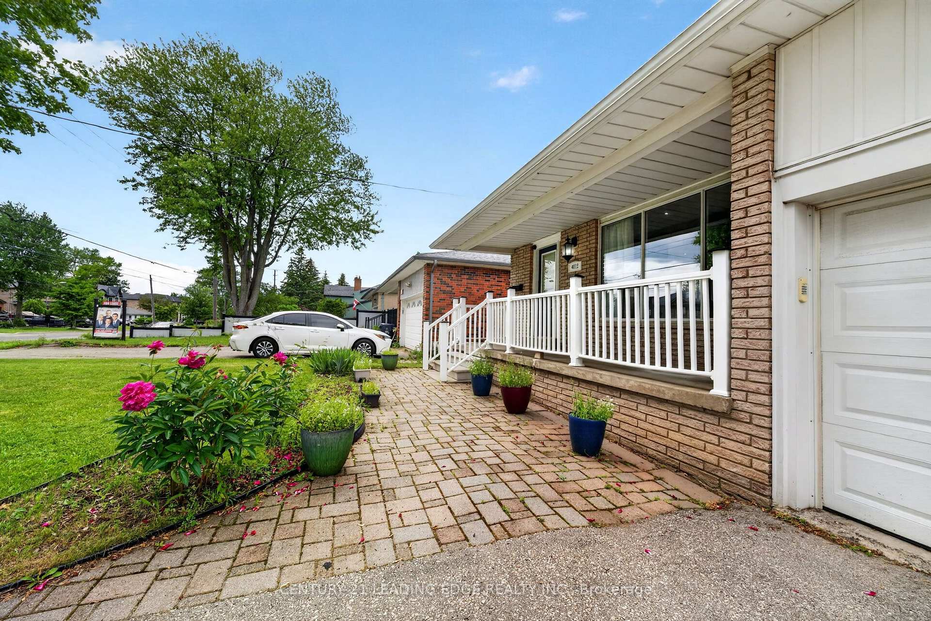 Photo 2 of 4012 Ellesmere Road, Scarborough, Highland Creek — HOMEH
