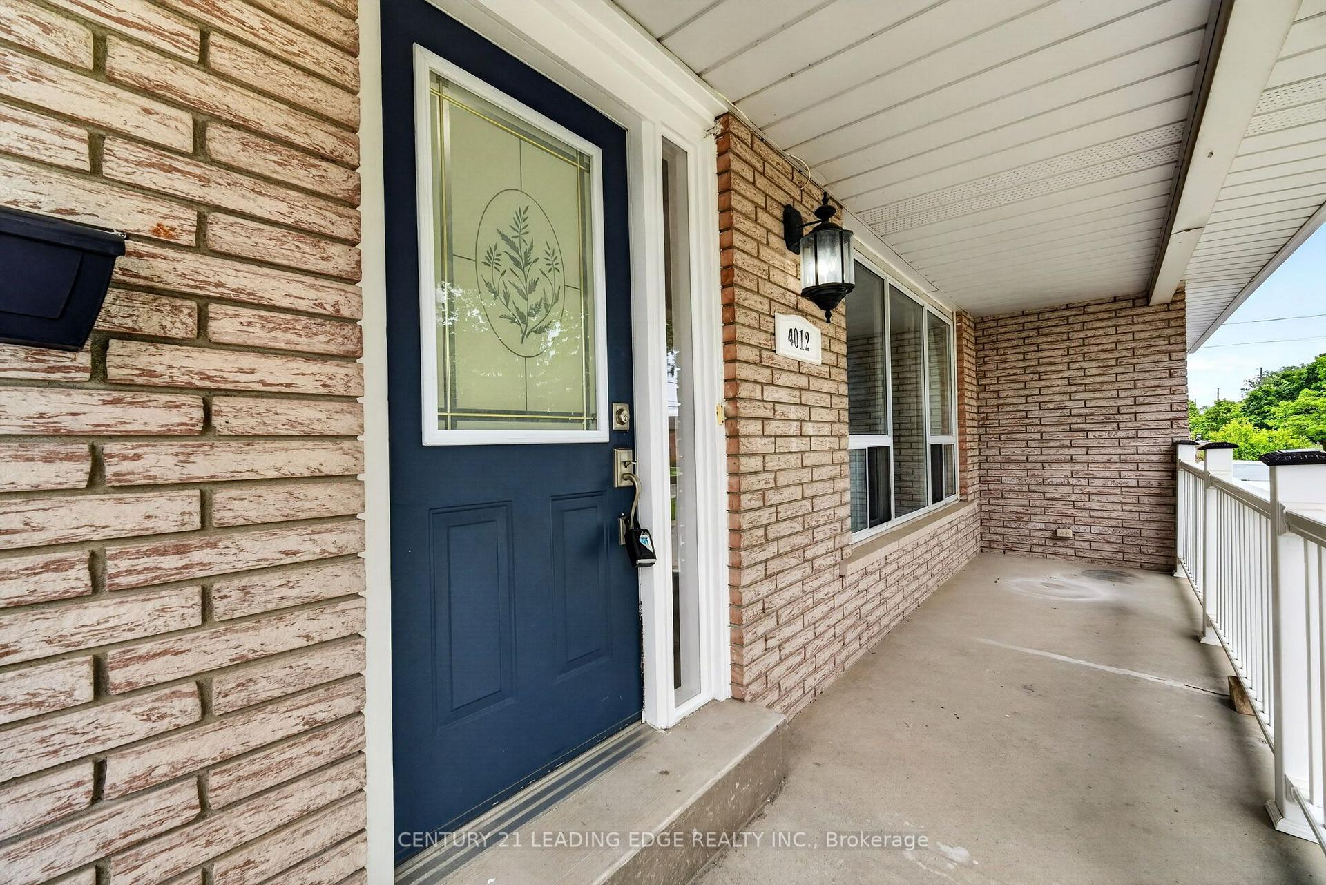 Photo 3 of 4012 Ellesmere Road, Scarborough, Highland Creek — HOMEH