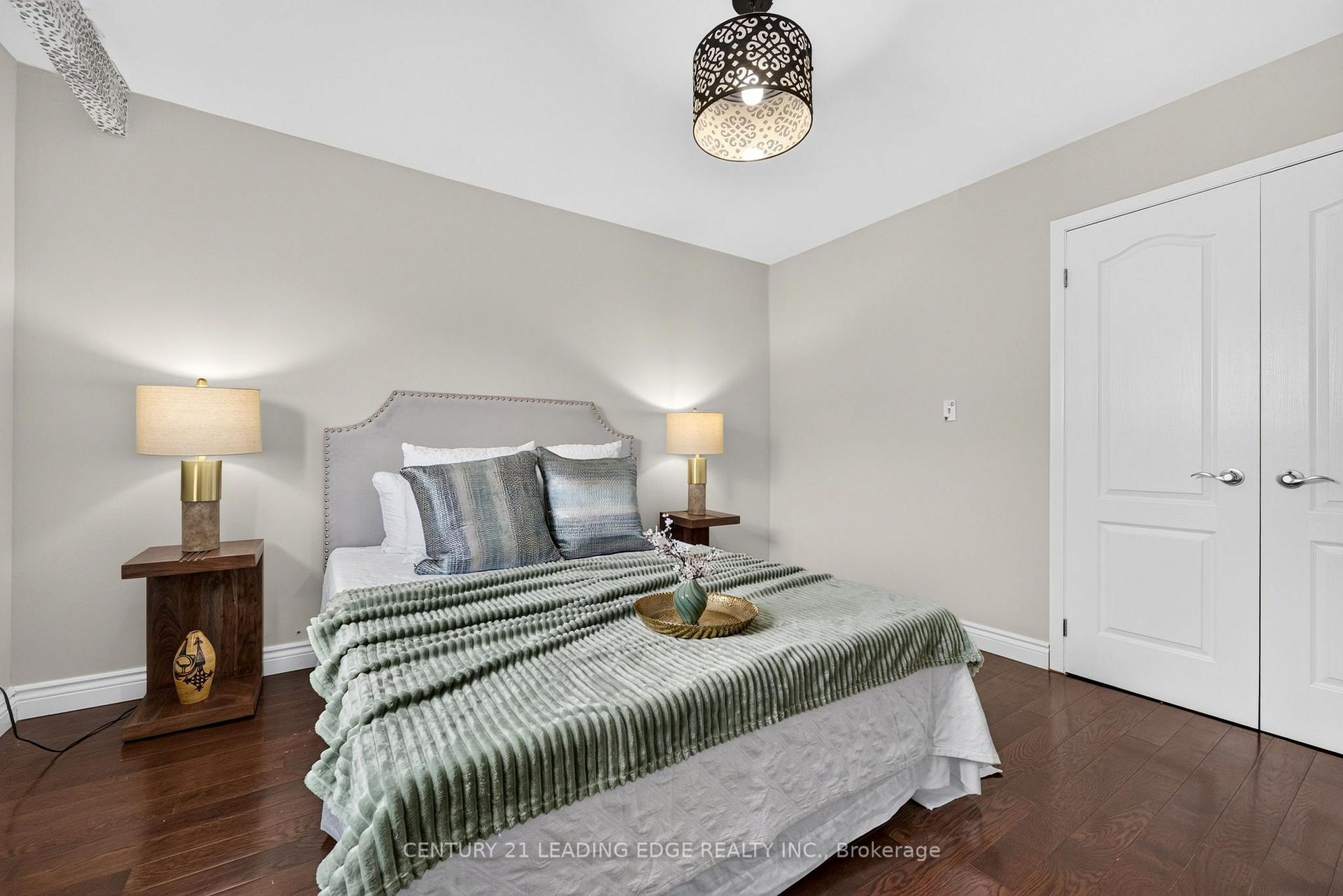 Photo 18 of 4012 Ellesmere Road, Scarborough, Highland Creek — HOMEH