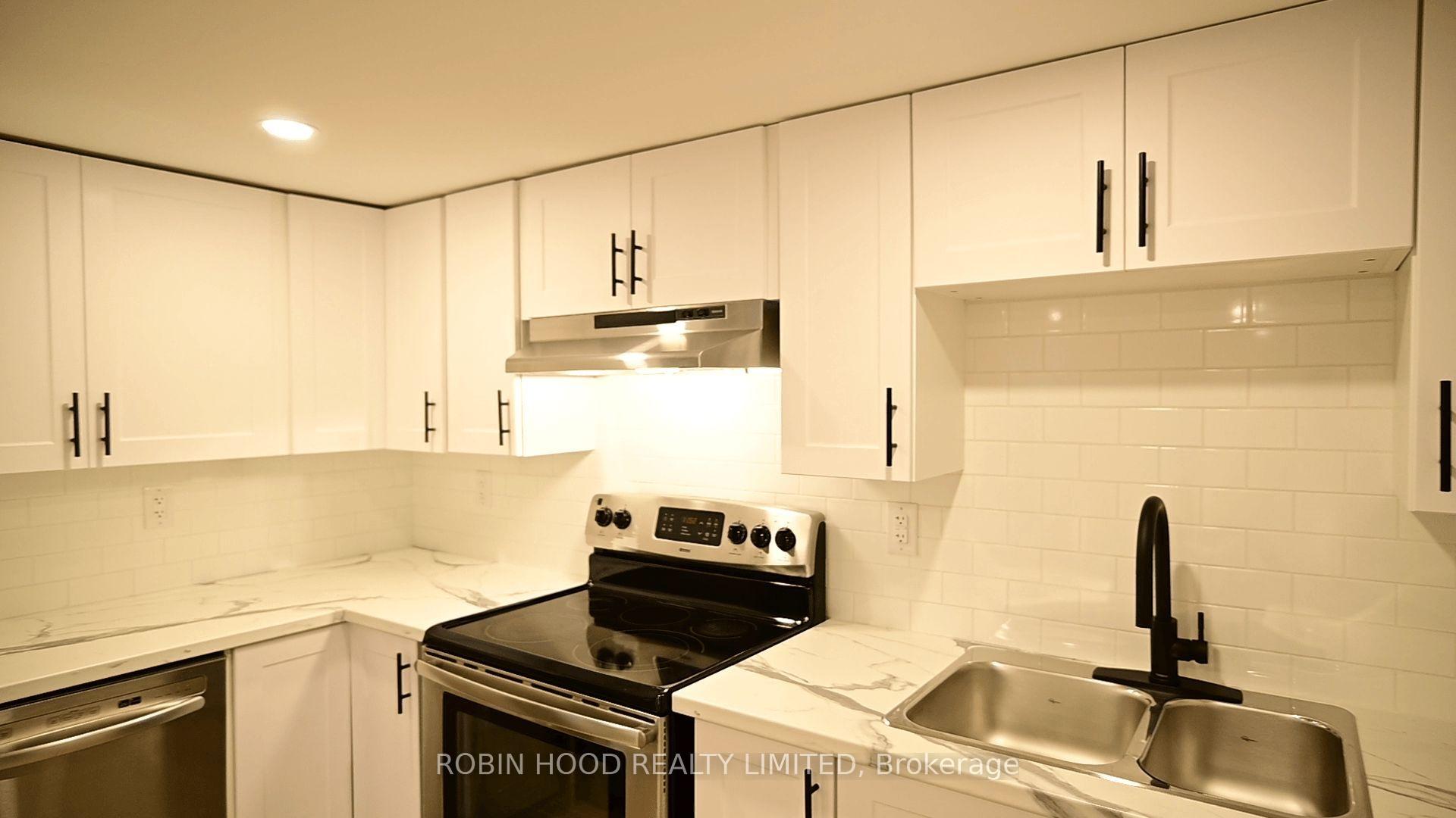 Photo 6 of Unit Unit 2, 40 Winslow Drive, Kitchener, Victoria Park — HOMEH