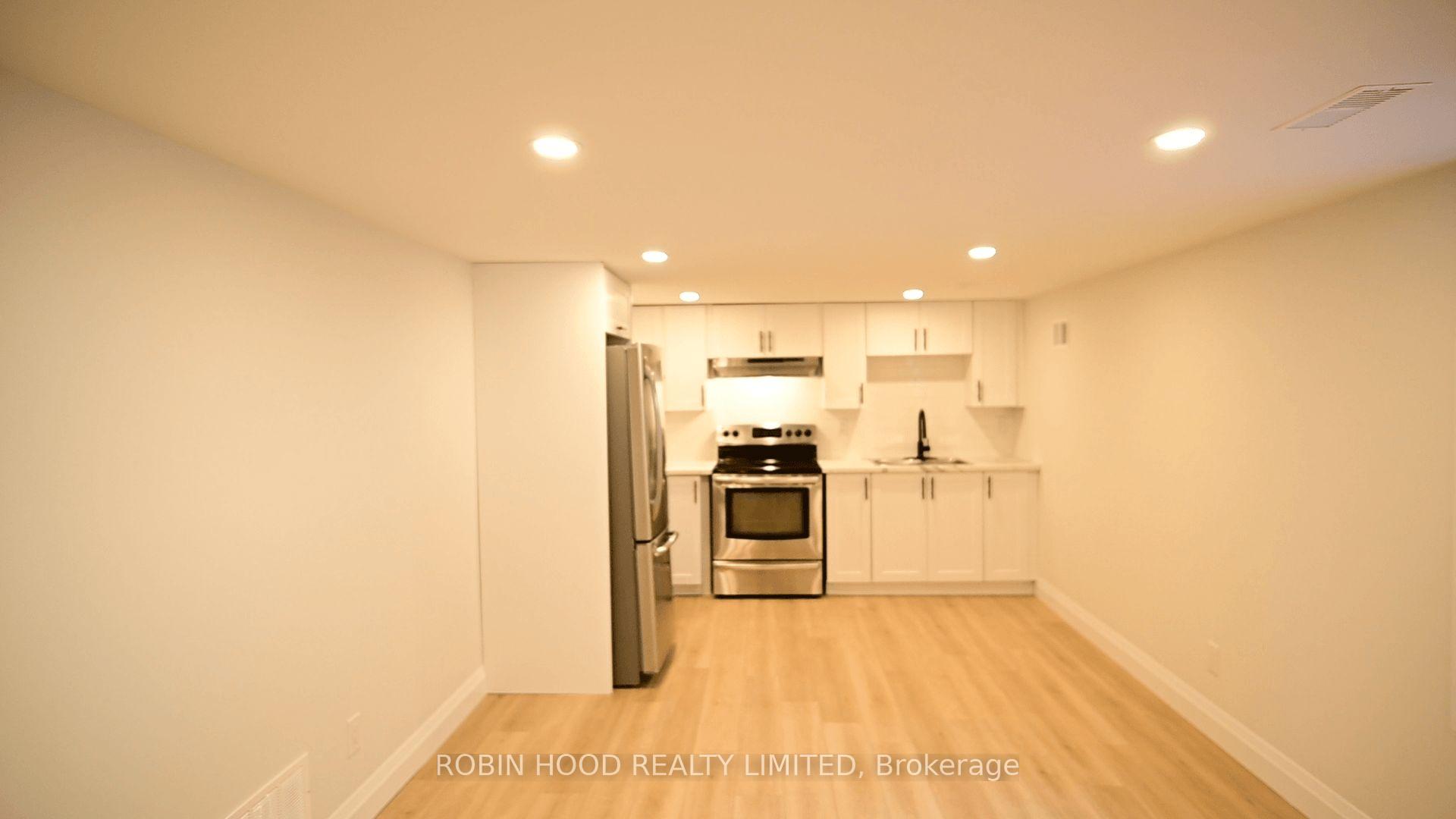 Photo 7 of Unit Unit 2, 40 Winslow Drive, Kitchener, Victoria Park — HOMEH