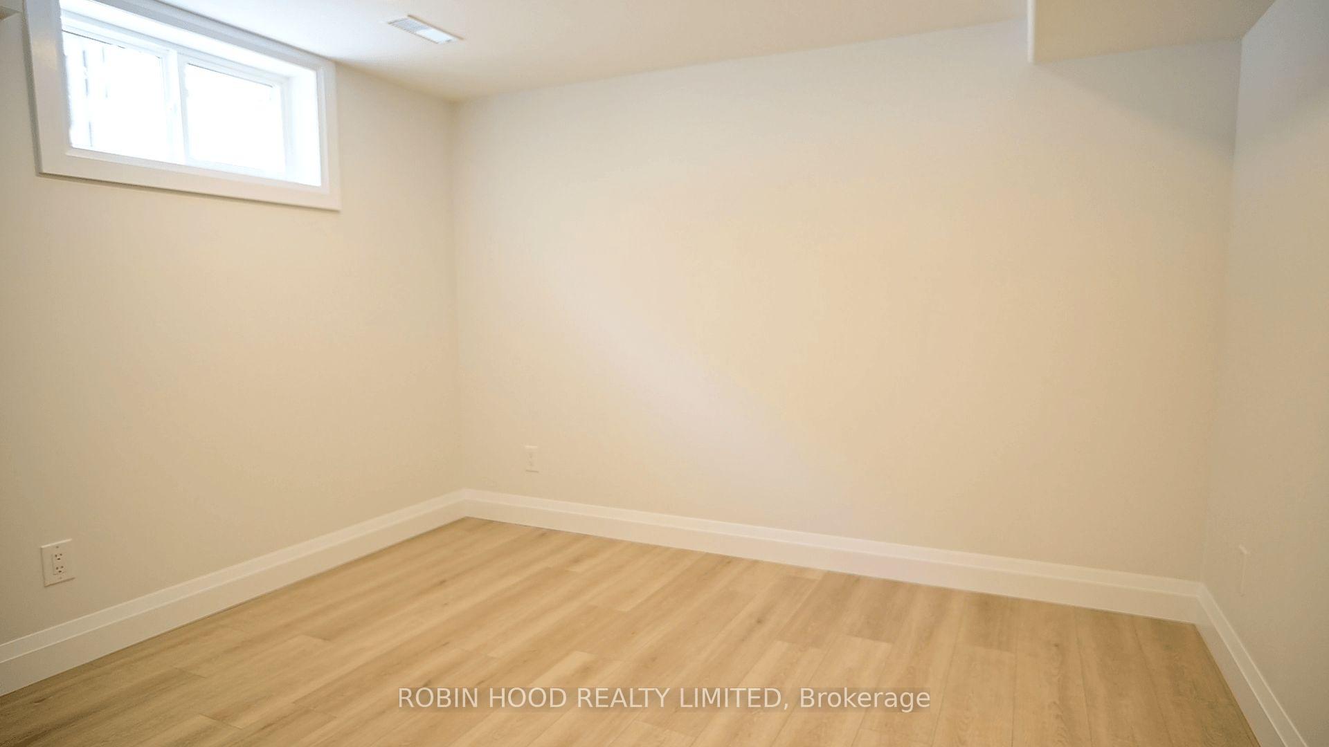 Photo 15 of Unit Unit 2, 40 Winslow Drive, Kitchener, Victoria Park — HOMEH