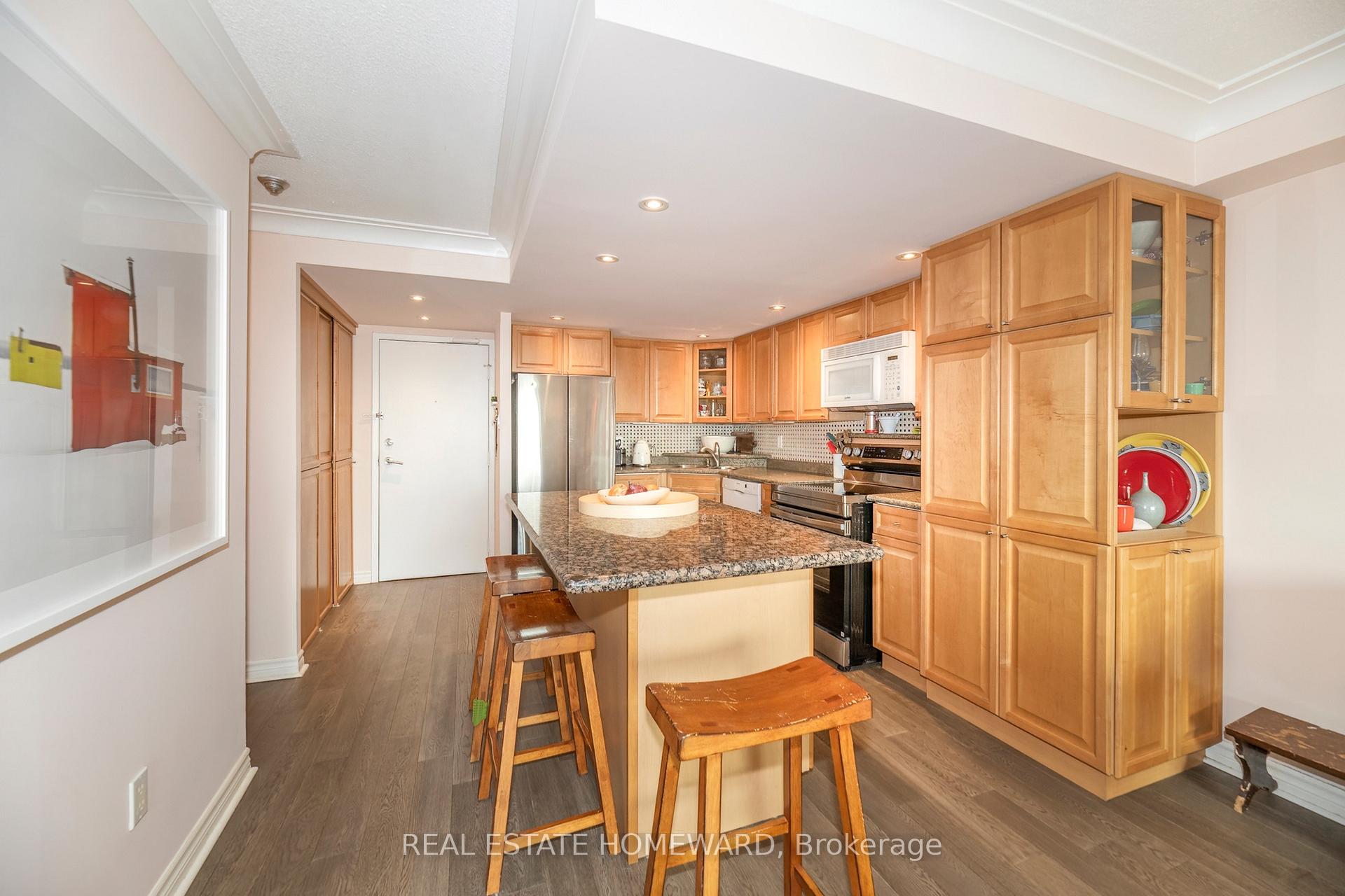 Photo 4 of Unit 615, 77 Maitland Place, Toronto, Cabbagetown-South St. James Town — HOMEH
