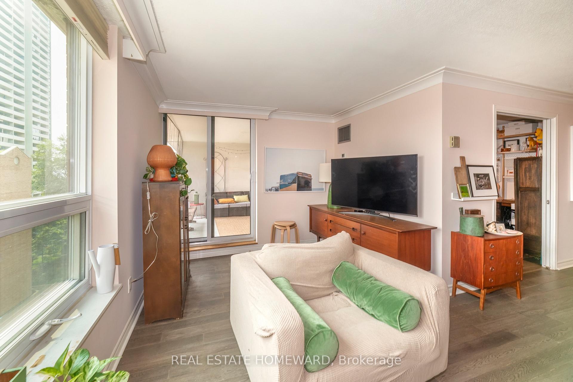 Photo 13 of Unit 615, 77 Maitland Place, Toronto, Cabbagetown-South St. James Town — HOMEH
