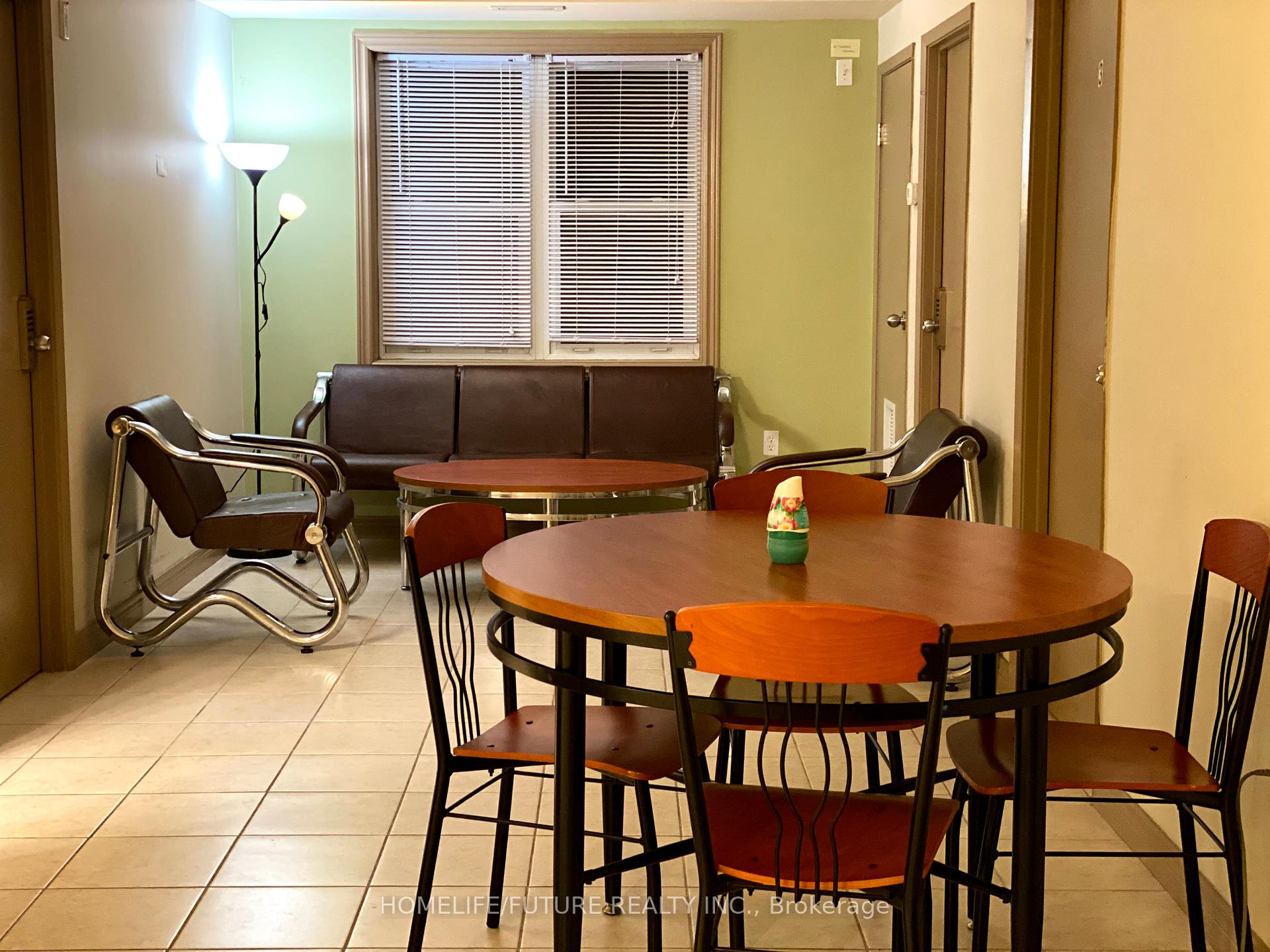 Photo of Unit 402, 271 Lester Street