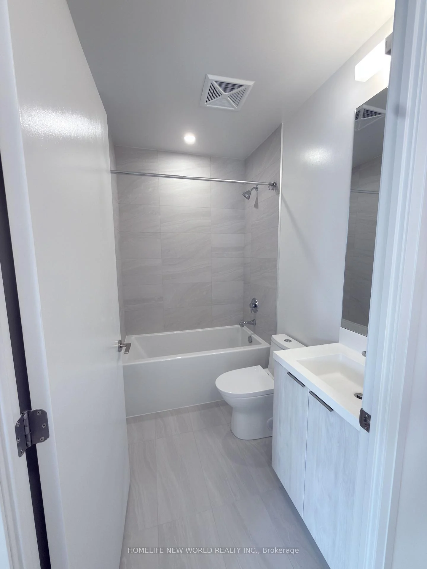 Photo 51 of Unit 1122, 400 King Street W, Toronto, Waterfront Communities — HOMEH