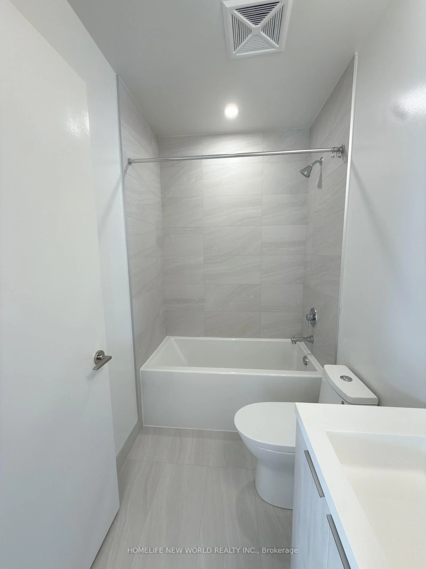 Photo 52 of Unit 1122, 400 King Street W, Toronto, Waterfront Communities — HOMEH