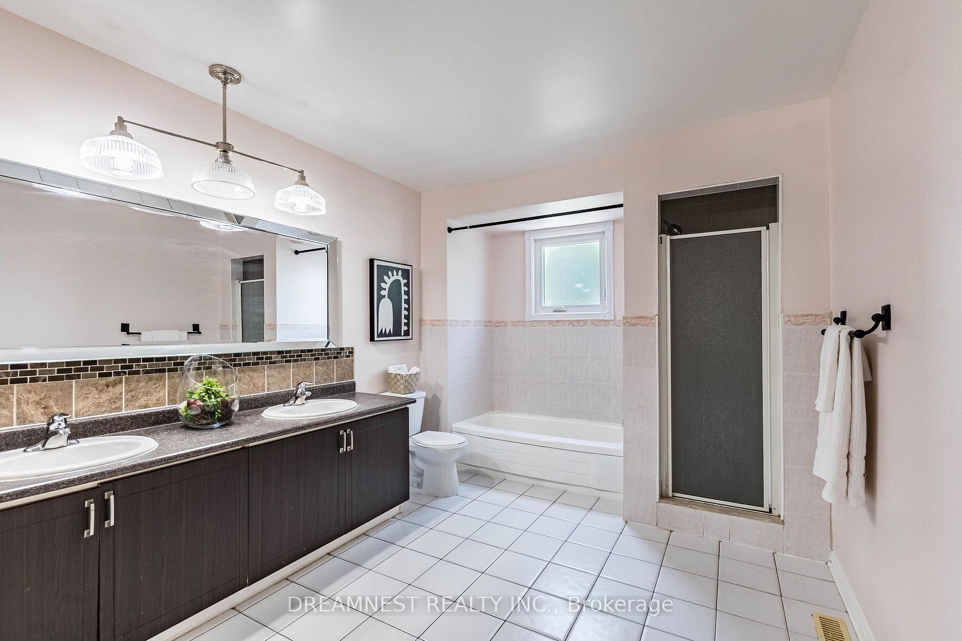 Photo 21 of 5959 Ladyburn Crescent, Mississauga, East Credit — HOMEH