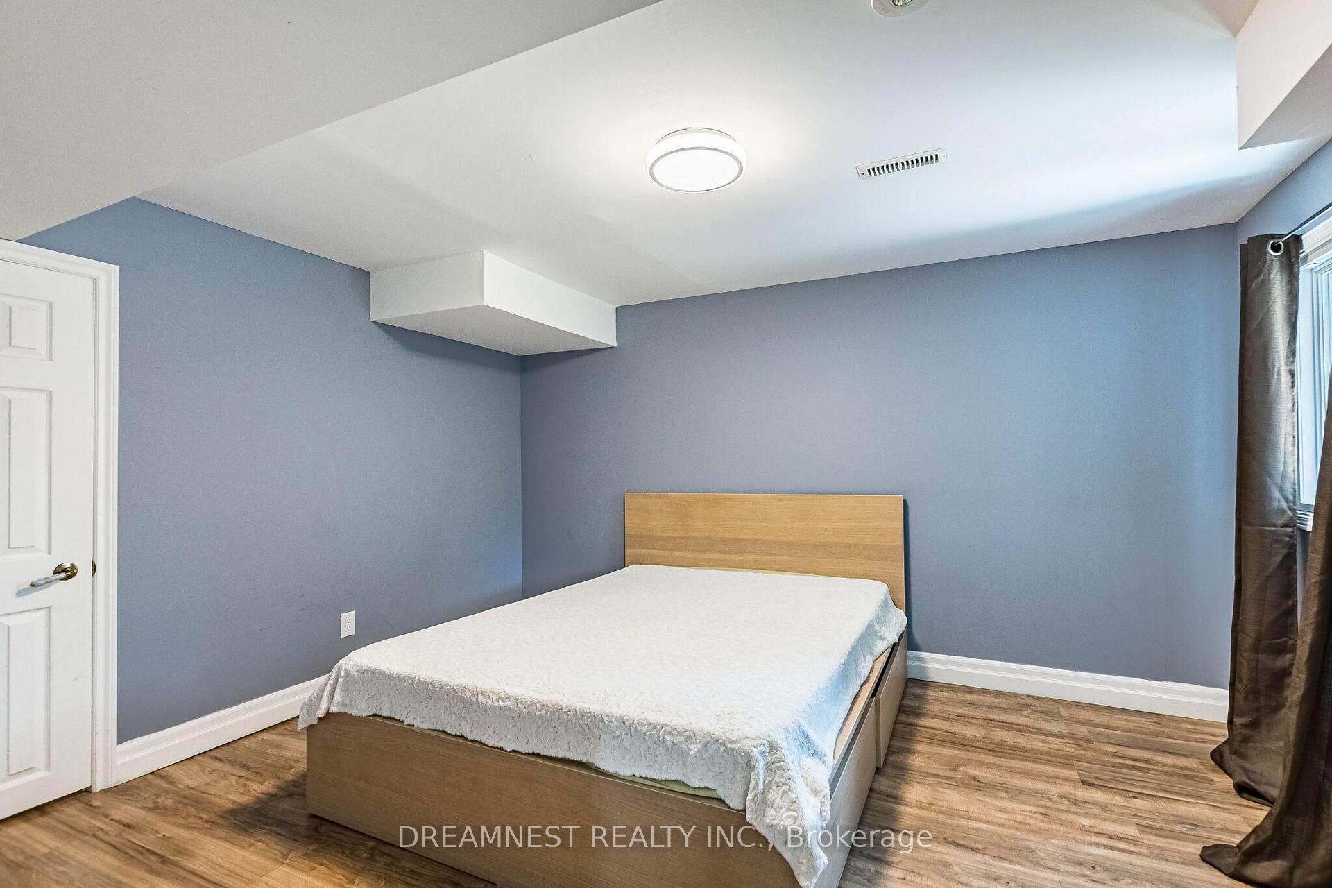 Photo 26 of 5959 Ladyburn Crescent, Mississauga, East Credit — HOMEH