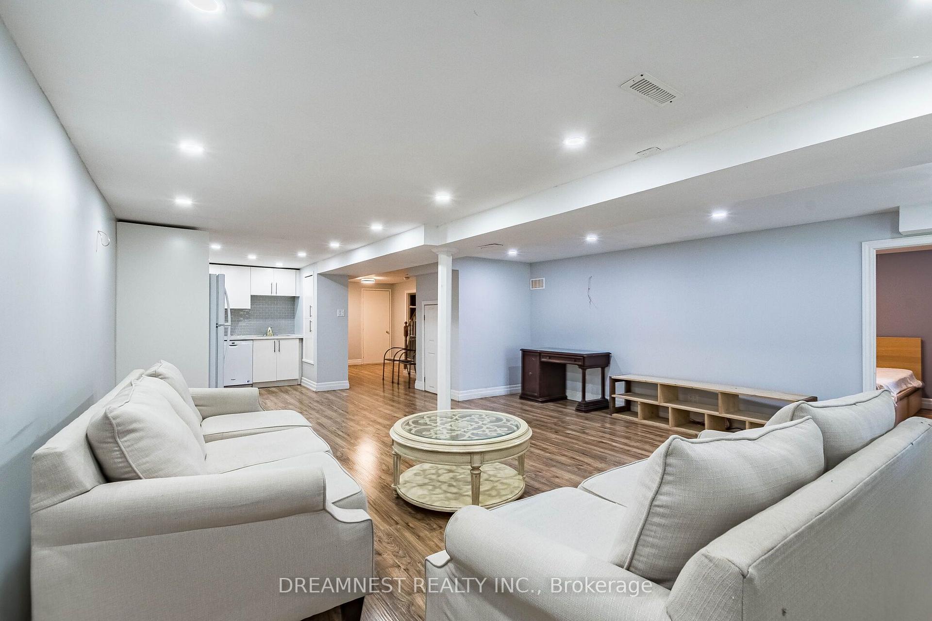 Photo 30 of 5959 Ladyburn Crescent, Mississauga, East Credit — HOMEH