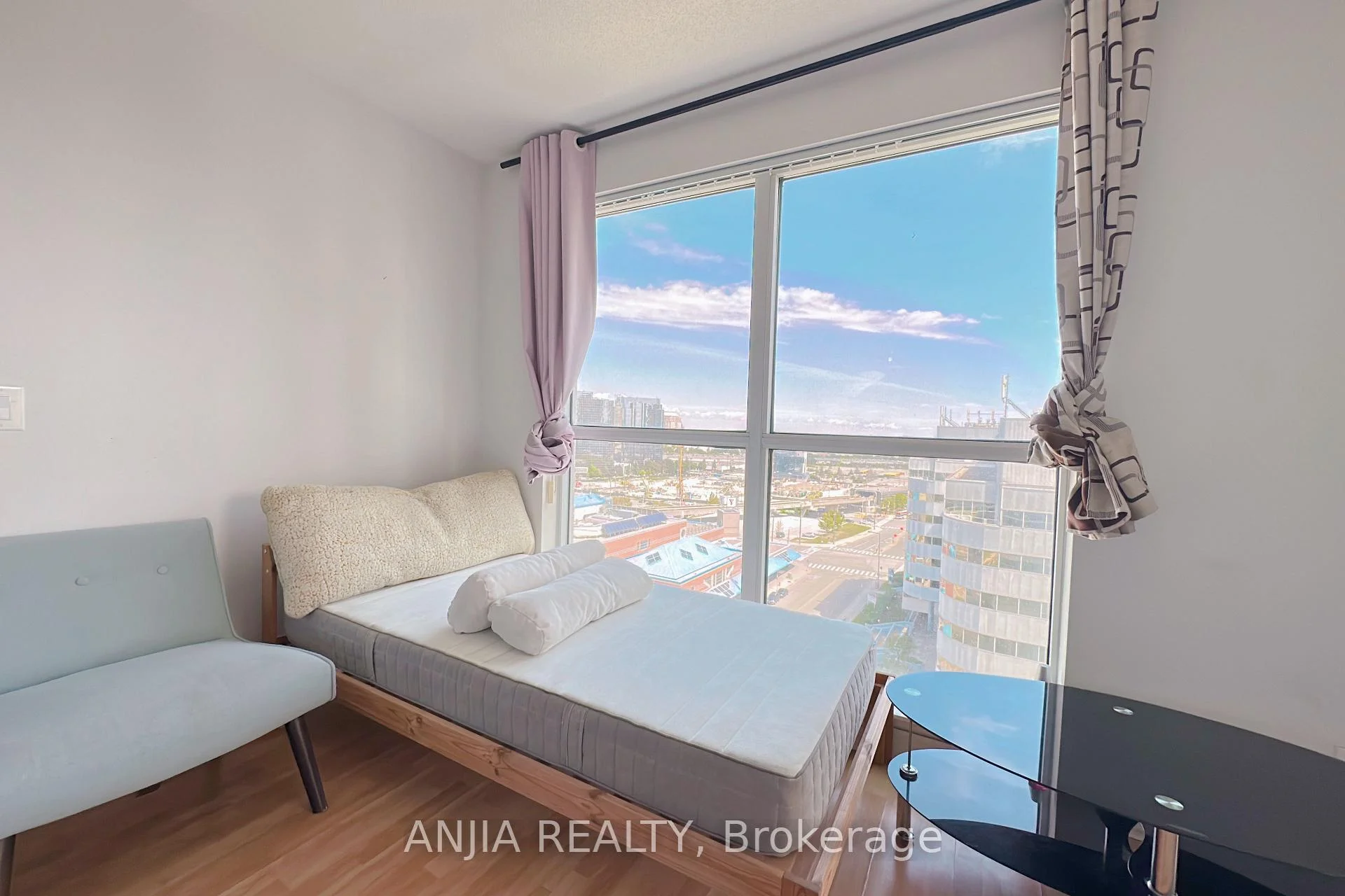 Photo 11 of Unit 1203, 70 Town Centre Court, Scarborough, Bendale — HOMEH