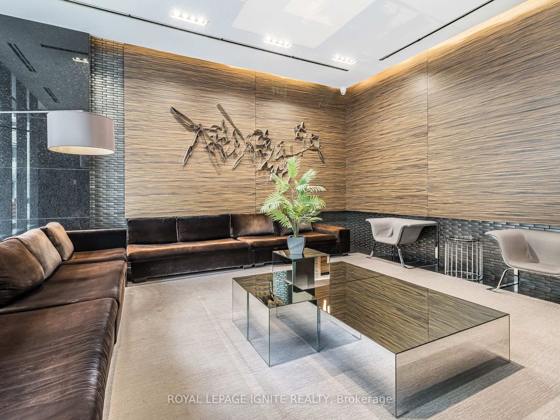 Photo 3 of Unit 2509, 770 Bay Street, Toronto, Bay Street Corridor — HOMEH