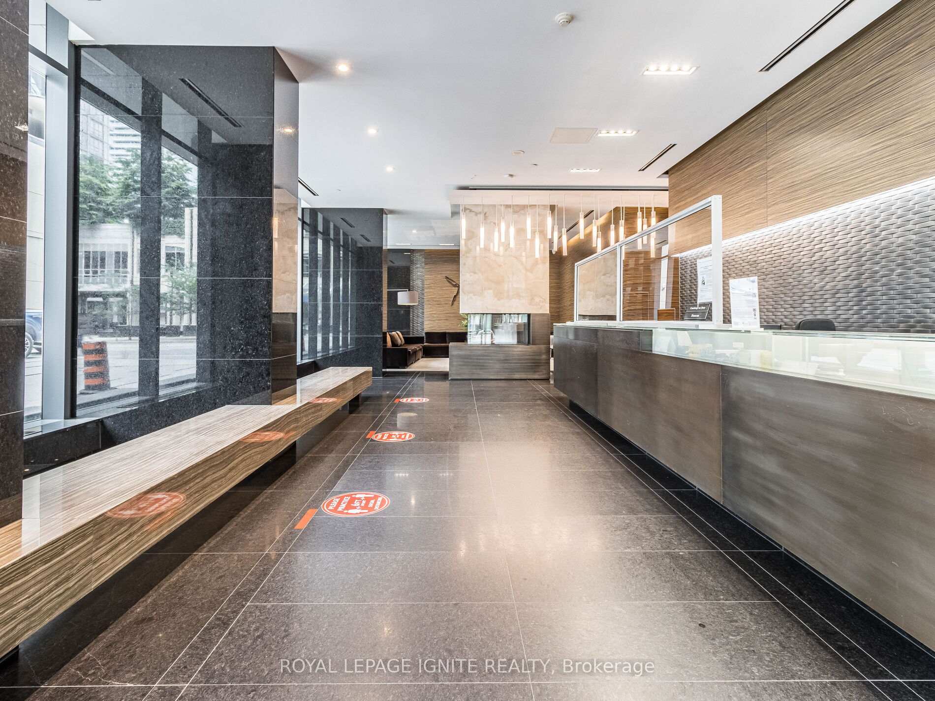 Photo 4 of Unit 2509, 770 Bay Street, Toronto, Bay Street Corridor — HOMEH