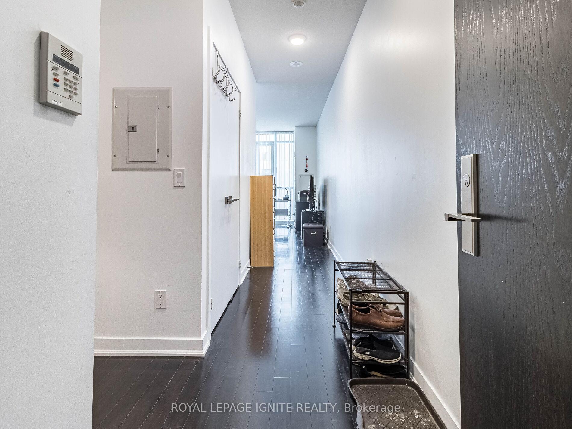 Photo 6 of Unit 2509, 770 Bay Street, Toronto, Bay Street Corridor — HOMEH
