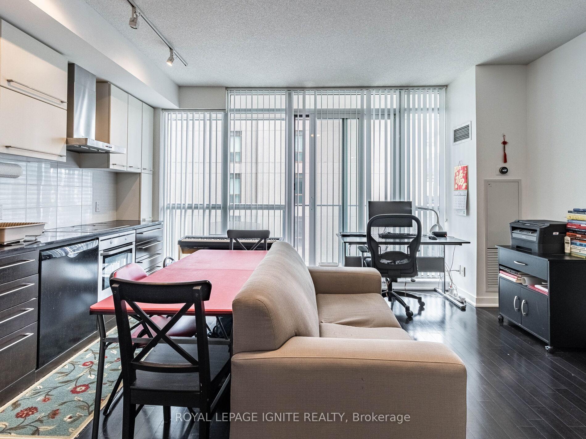 Photo 10 of Unit 2509, 770 Bay Street, Toronto, Bay Street Corridor — HOMEH