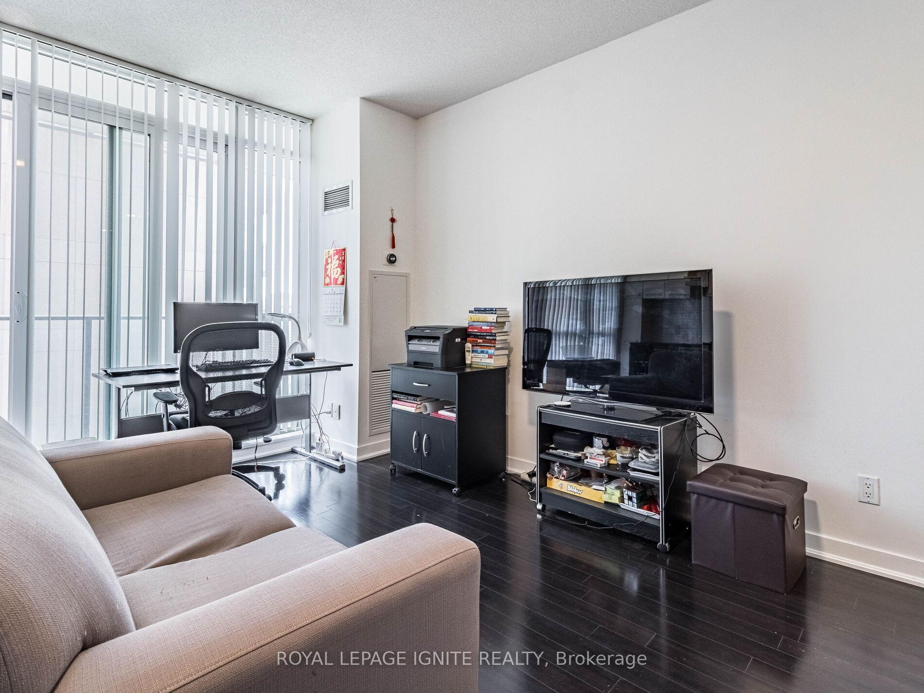 Photo 11 of Unit 2509, 770 Bay Street, Toronto, Bay Street Corridor — HOMEH