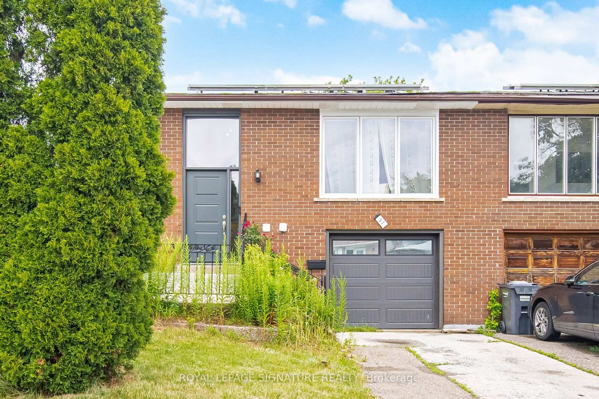 Photo 1 of 51 Wilton Drive, Brampton, Brampton East — HOMEH