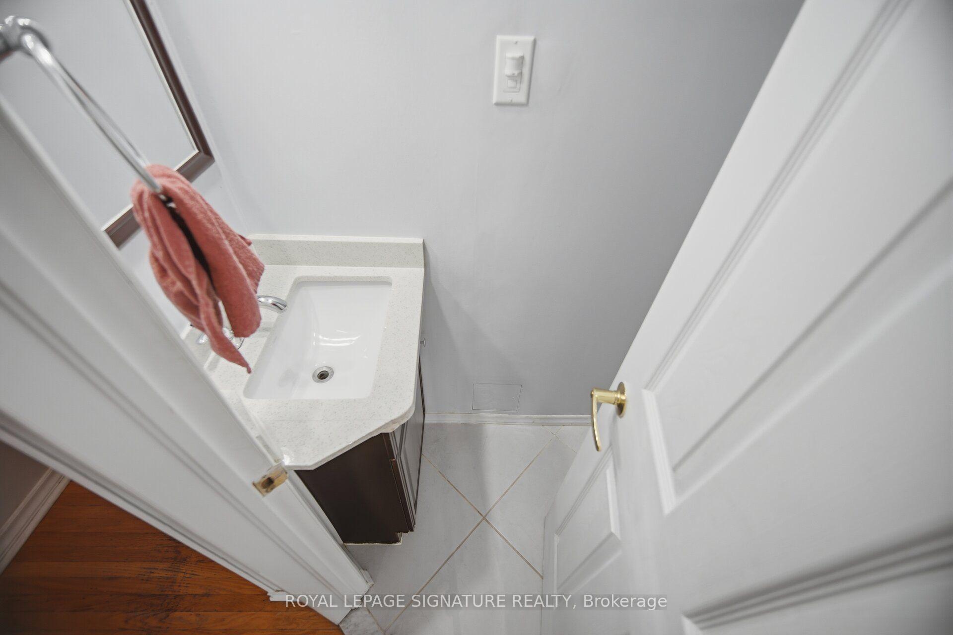Photo 20 of 51 Wilton Drive, Brampton, Brampton East — HOMEH