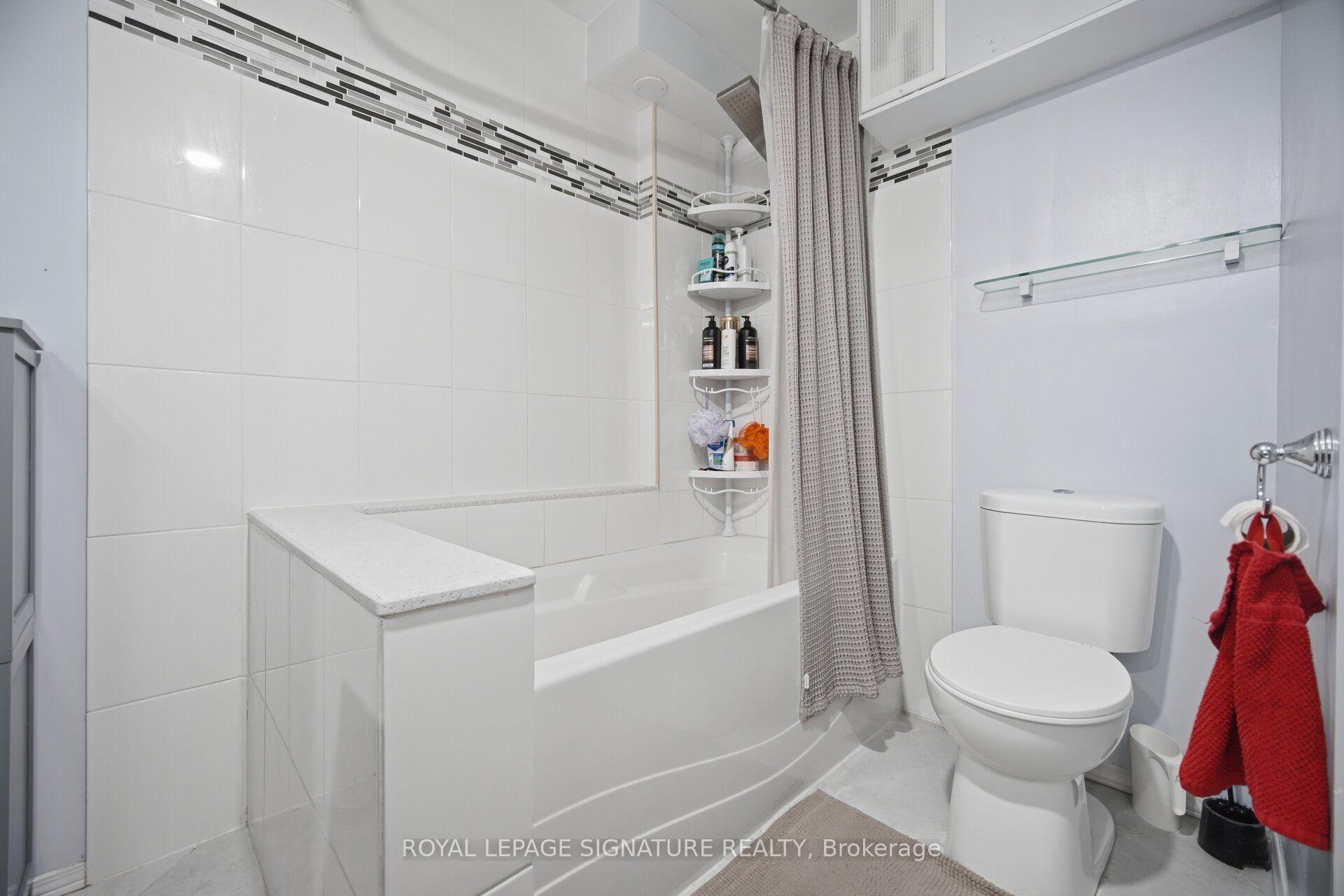 Photo 32 of 51 Wilton Drive, Brampton, Brampton East — HOMEH