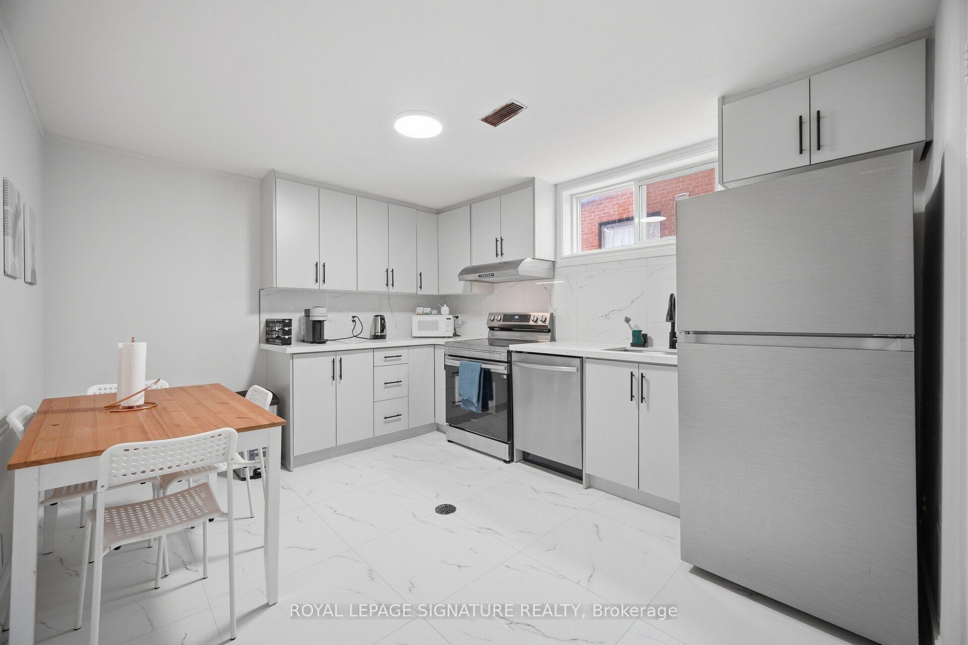 Photo 39 of 51 Wilton Drive, Brampton, Brampton East — HOMEH
