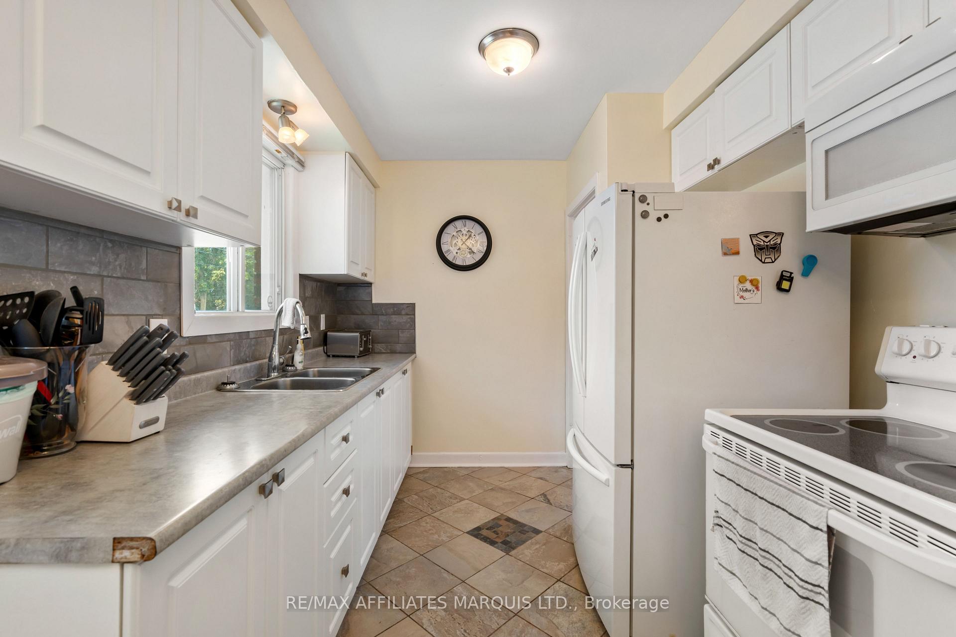 Photo 13 of 1210 Osborne Avenue, Cornwall, Cornwall — HOMEH