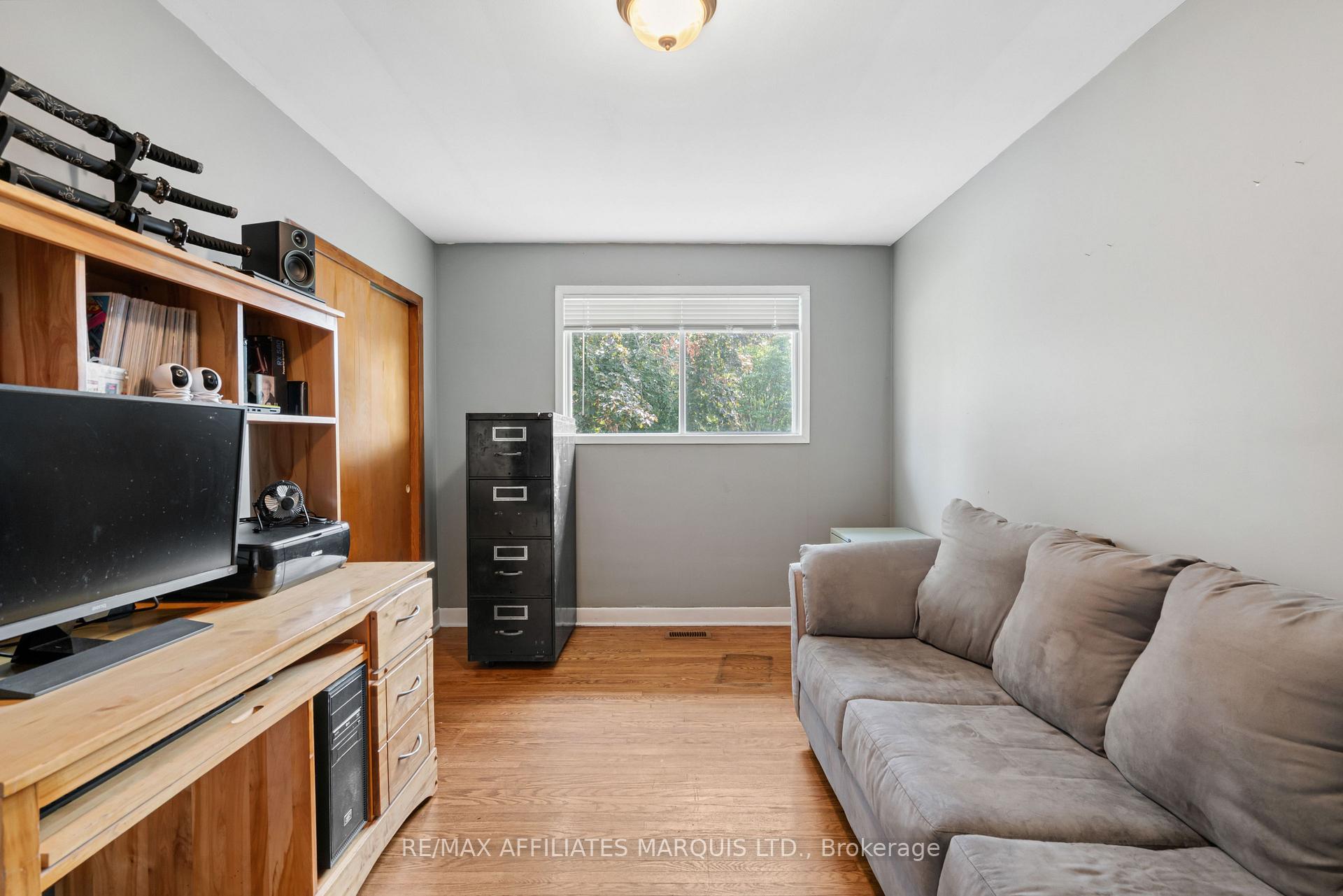 Photo 19 of 1210 Osborne Avenue, Cornwall, Cornwall — HOMEH