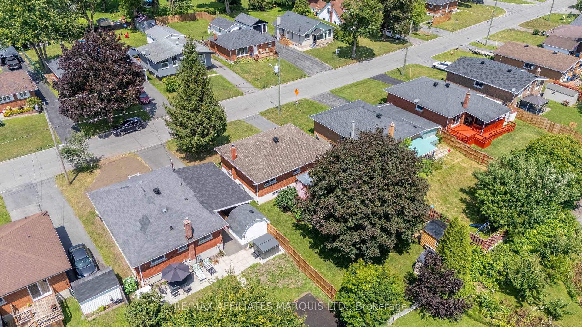Photo 39 of 1210 Osborne Avenue, Cornwall, Cornwall — HOMEH