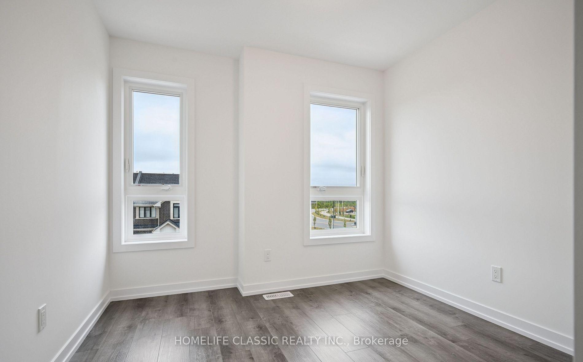 Photo 13 of 57 Great Falls Boulevard, Hamilton, Waterdown — HOMEH