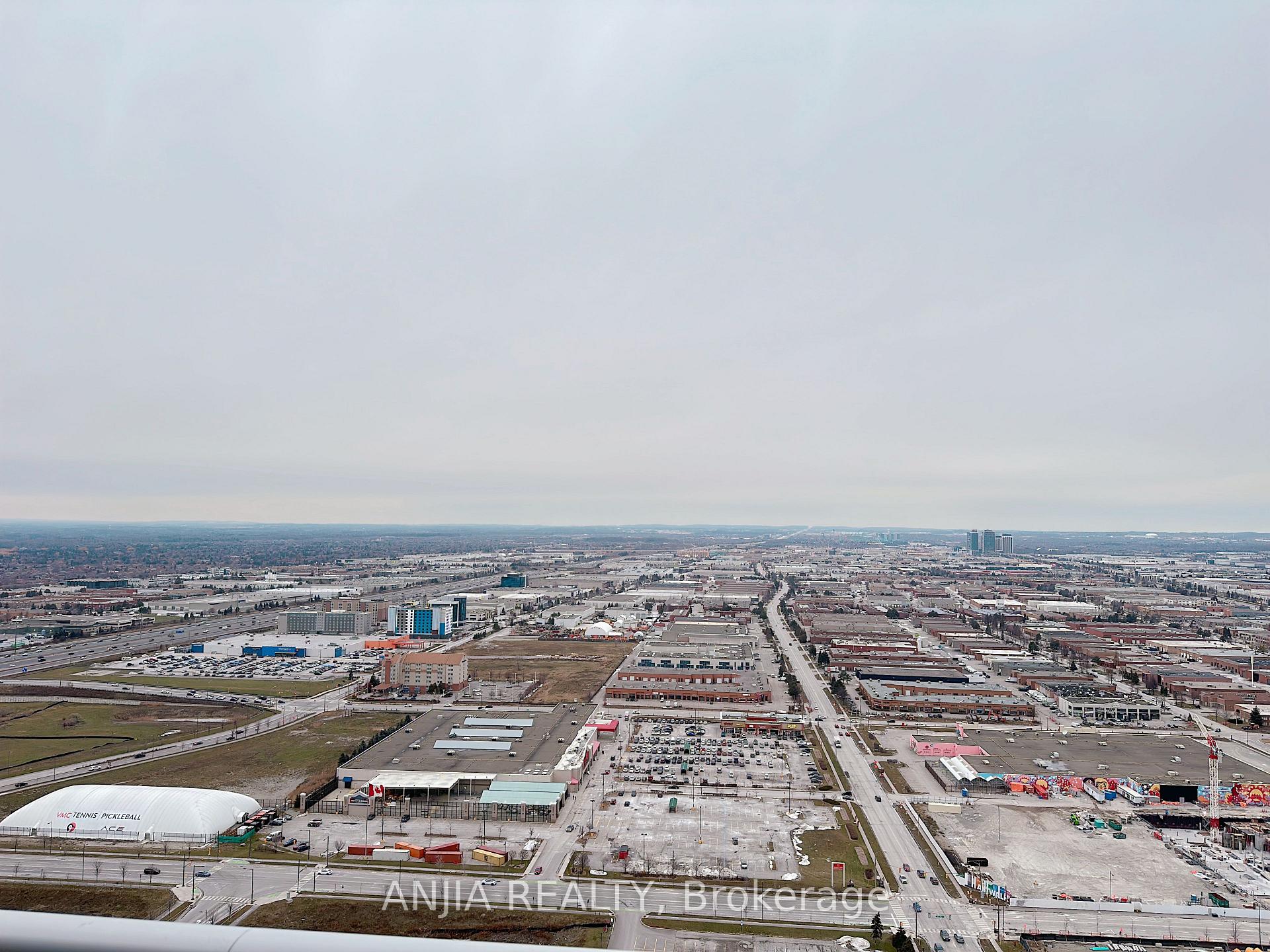 Photo 10 of Unit 4205, 8 Interchange Way, Vaughan, Vaughan Corporate Centre — HOMEH