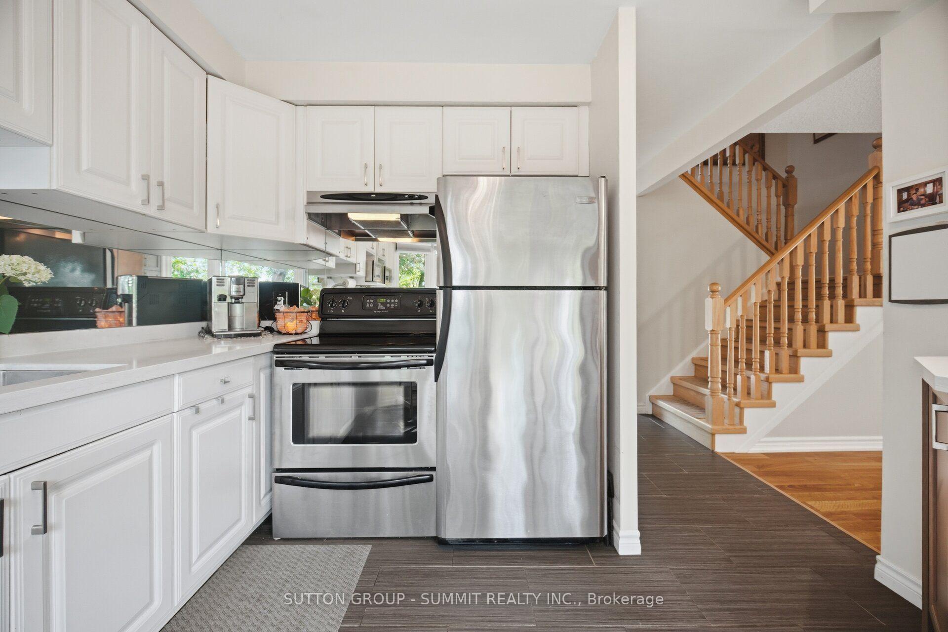 Photo 10 of 1845 Hyde Mill Crescent, Mississauga, Streetsville — HOMEH