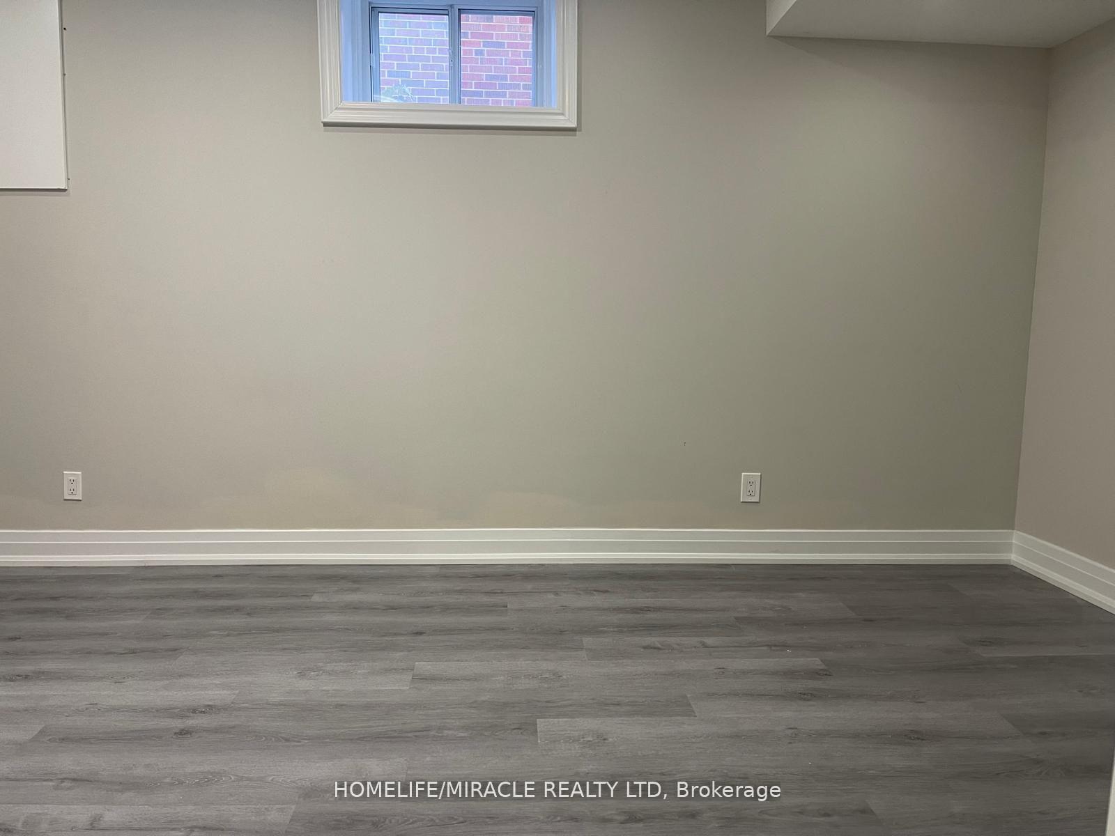 Photo 6 of Unit Basement, 45 Malamute Crescent, Scarborough, Tam O'Shanter-Sullivan — HOMEH