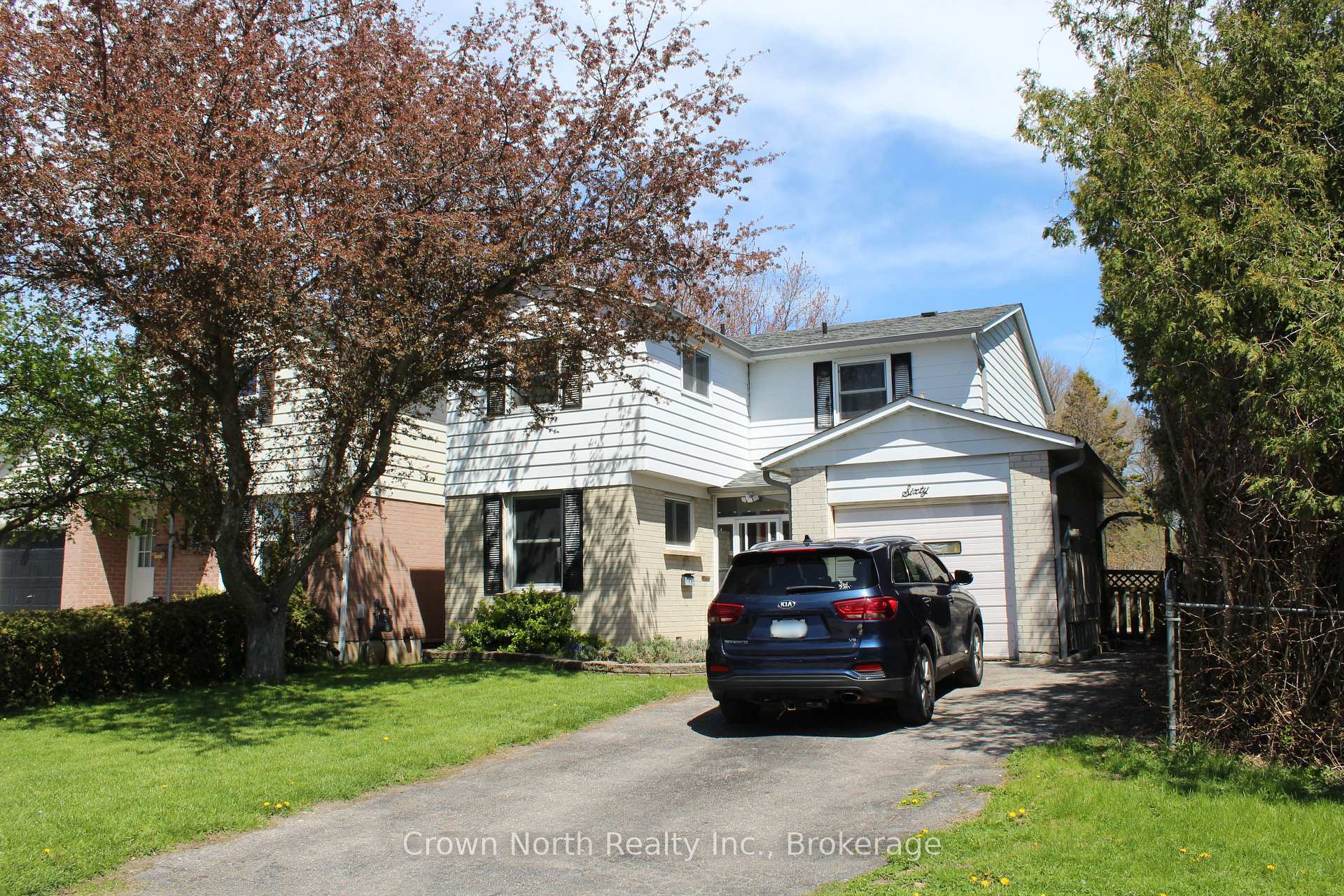 Photo of 60 Pochon Avenue