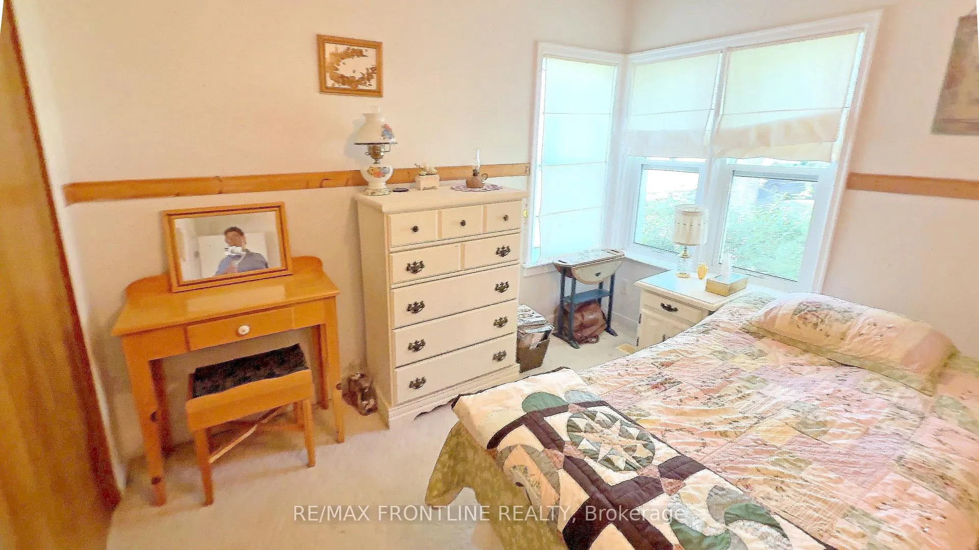 Photo 13 of 2303 James Craig Street, Ottawa, North Gower — HOMEH