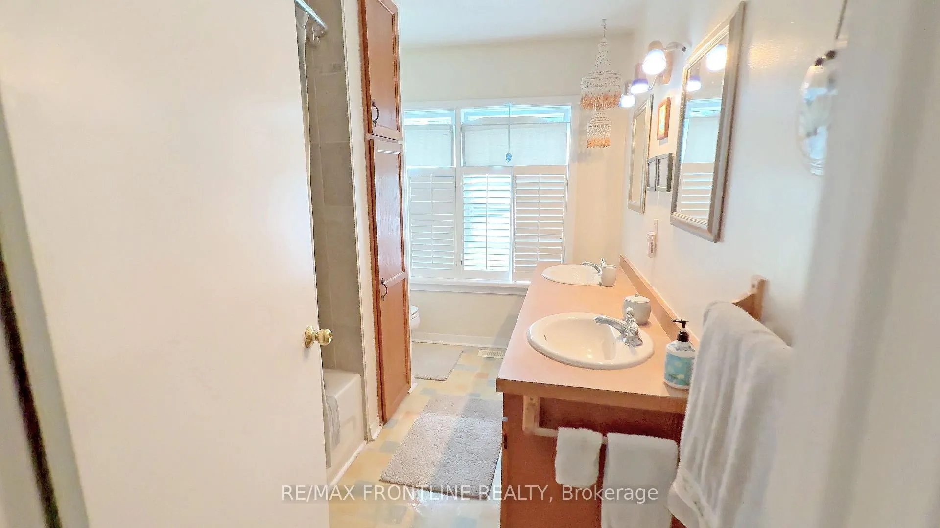 Photo 19 of 2303 James Craig Street, Ottawa, North Gower — HOMEH
