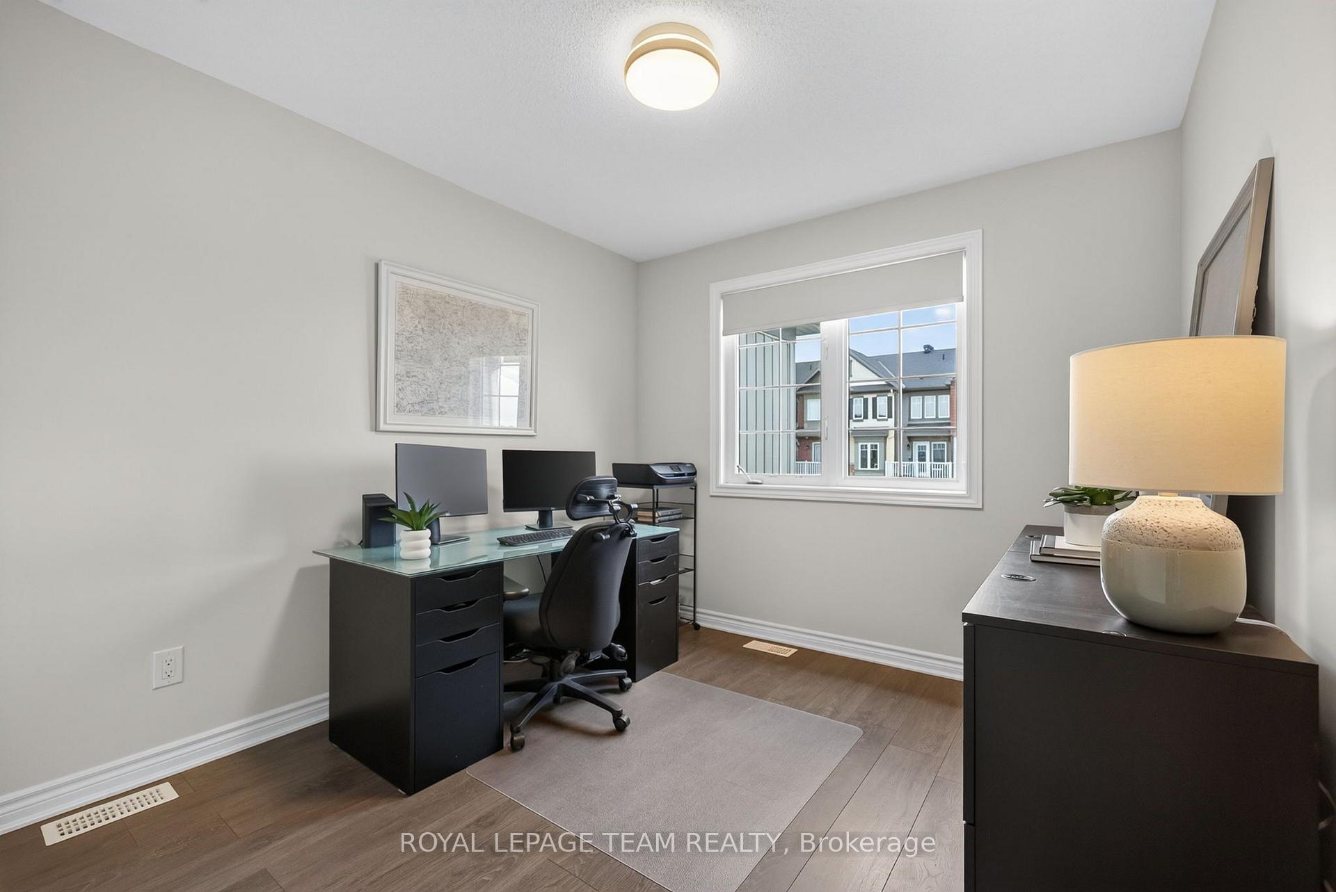 Photo 29 of 90 Buffalograss Crescent, Ottawa, Barrhaven - Half Moon Bay — HOMEH