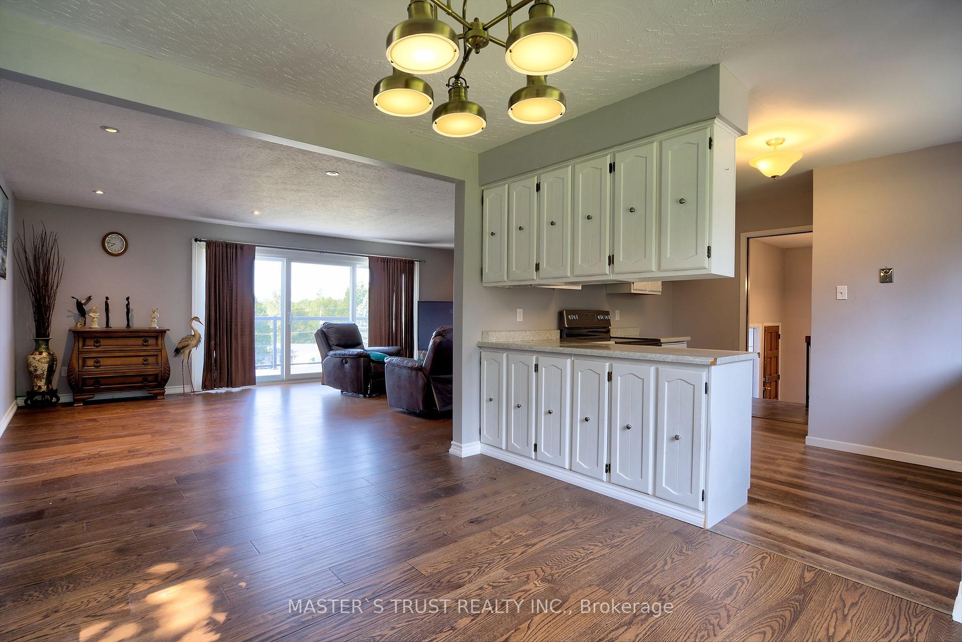 Photo 14 of 200 Summit Drive, Selwyn — HOMEH