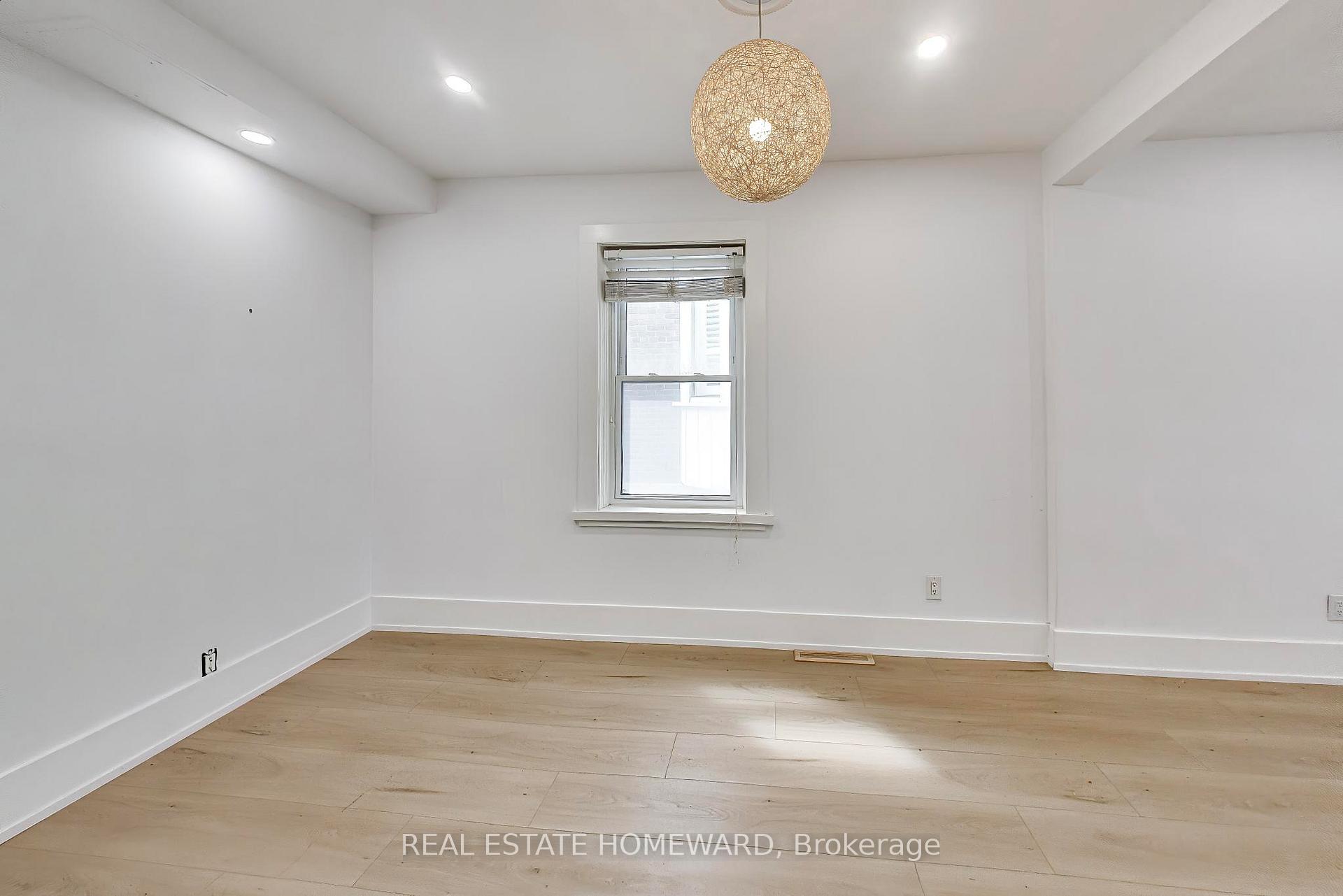 Photo 9 of 163 Glenmount Park Road, Toronto, East End-Danforth — HOMEH