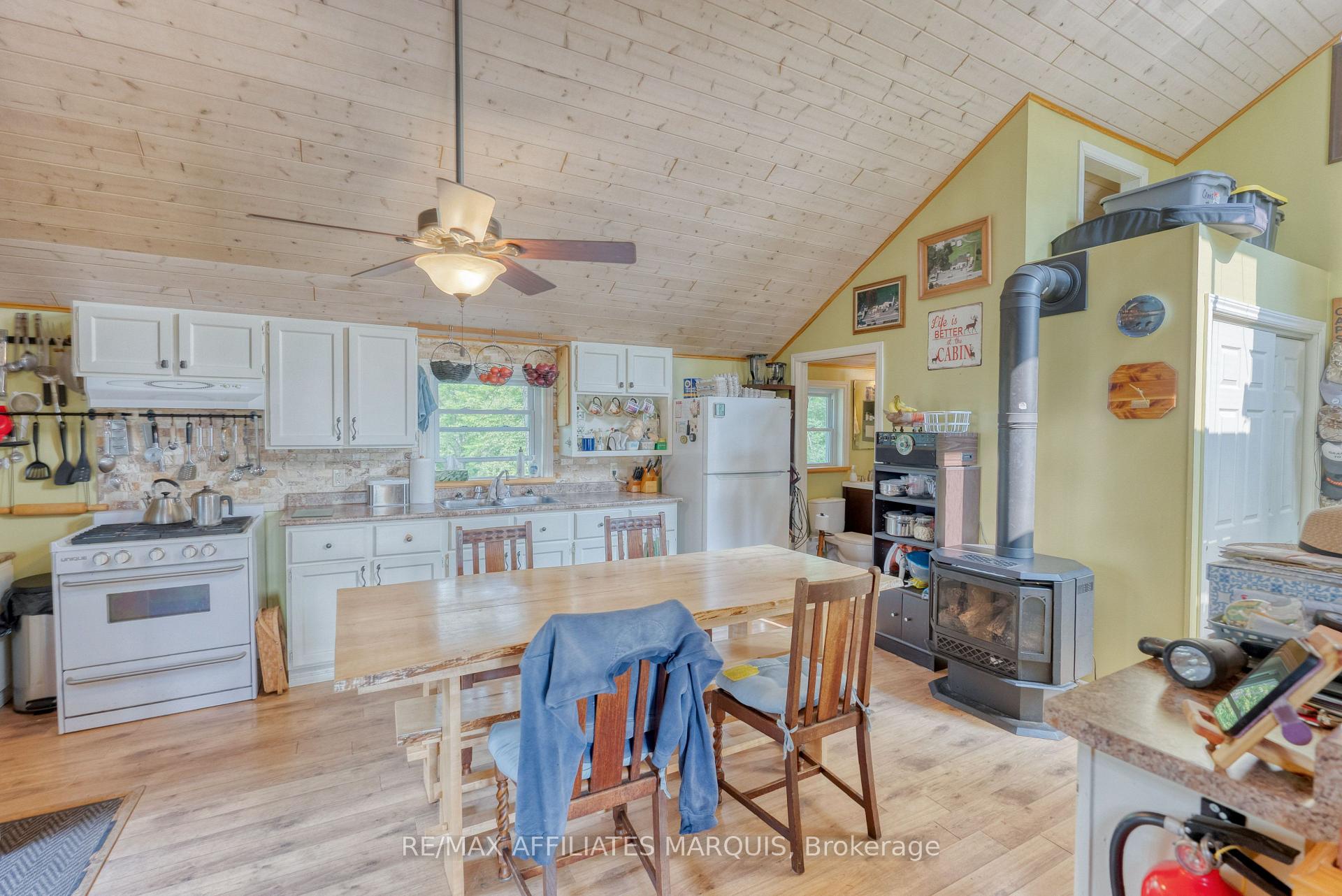 Photo 4 of 19 West Devil Lk Lane, Frontenac, Frontenac South — HOMEH