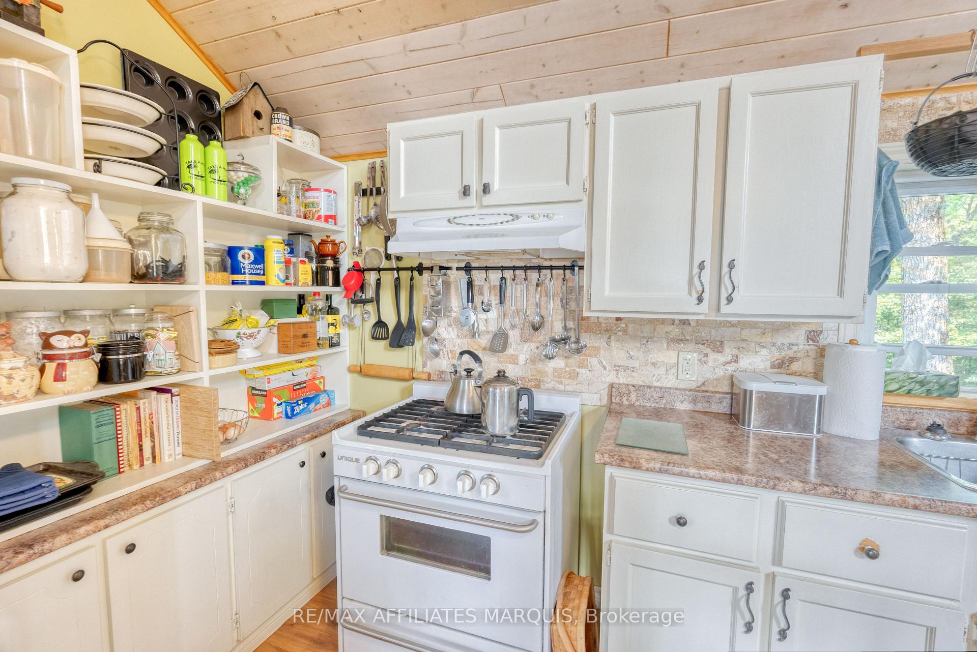 Photo 6 of 19 West Devil Lk Lane, Frontenac, Frontenac South — HOMEH