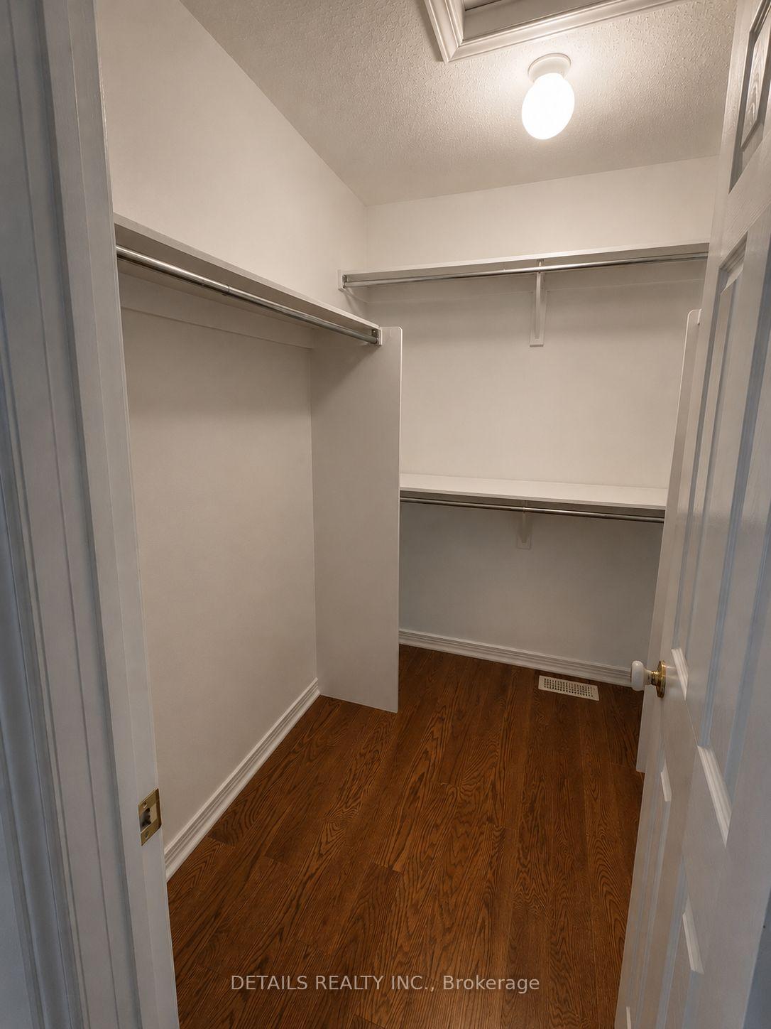 Photo 4 of 78 Deerfox Drive, Ottawa, Barrhaven - Longfields — HOMEH
