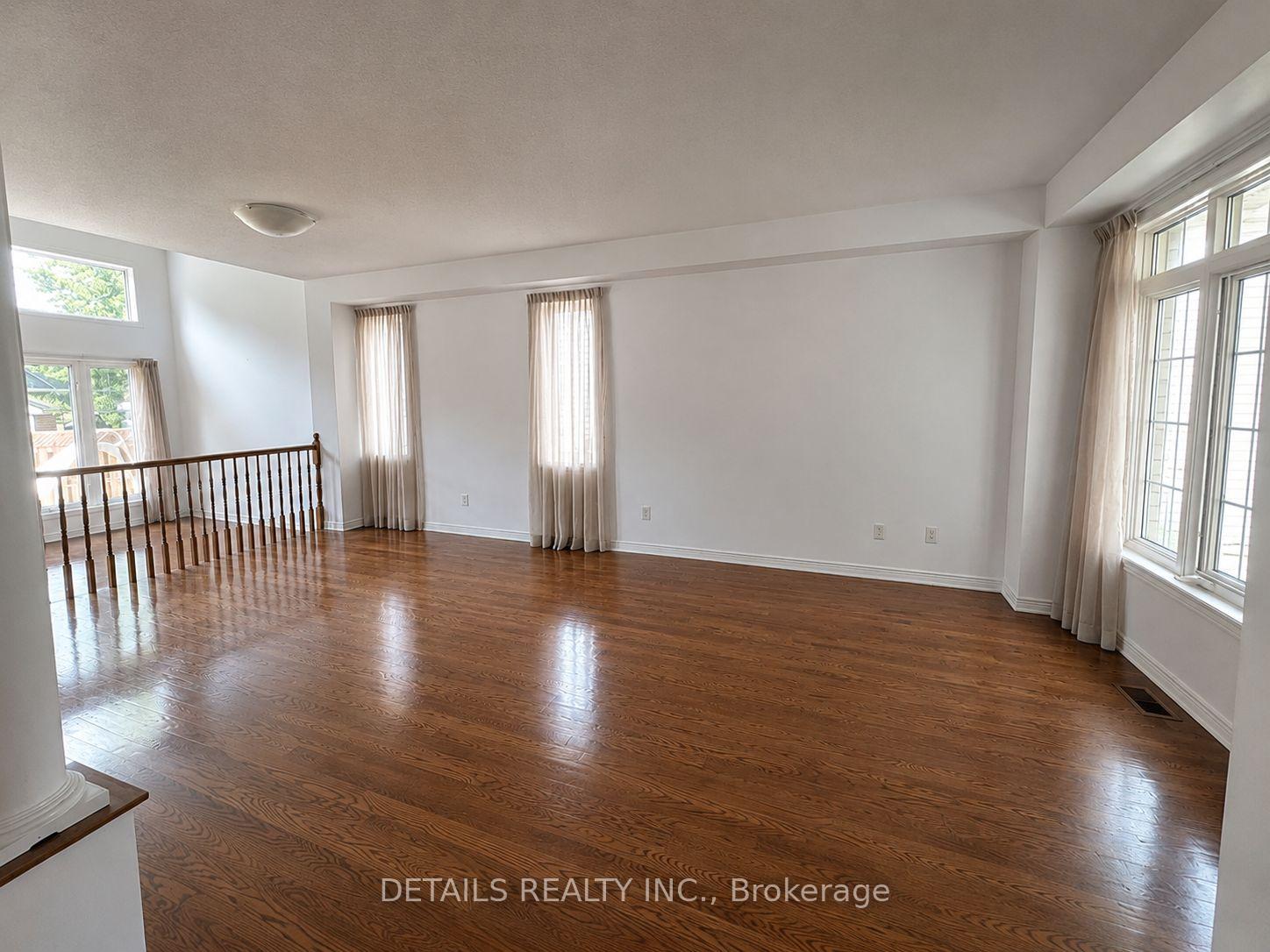 Photo 12 of 78 Deerfox Drive, Ottawa, Barrhaven - Longfields — HOMEH