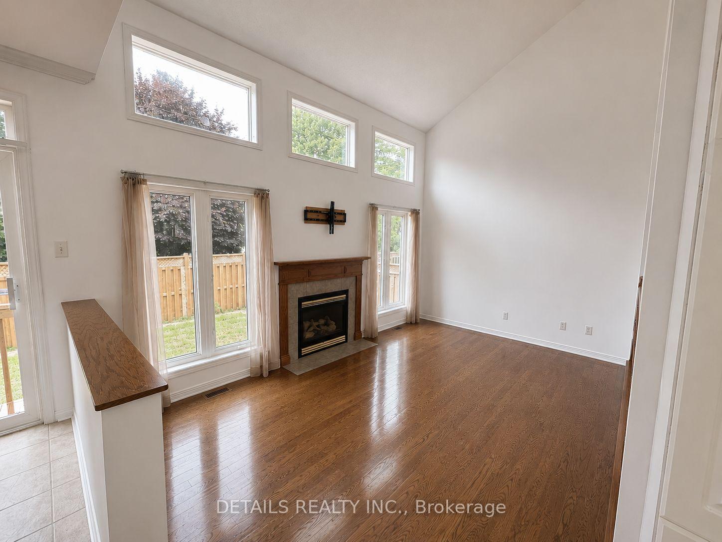 Photo 13 of 78 Deerfox Drive, Ottawa, Barrhaven - Longfields — HOMEH
