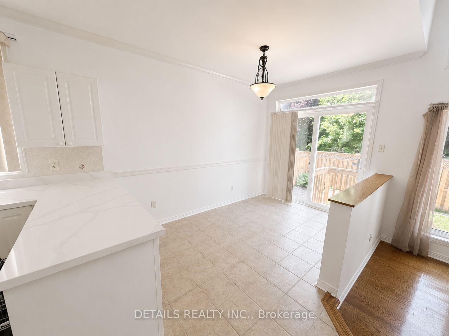 Photo 18 of 78 Deerfox Drive, Ottawa, Barrhaven - Longfields — HOMEH