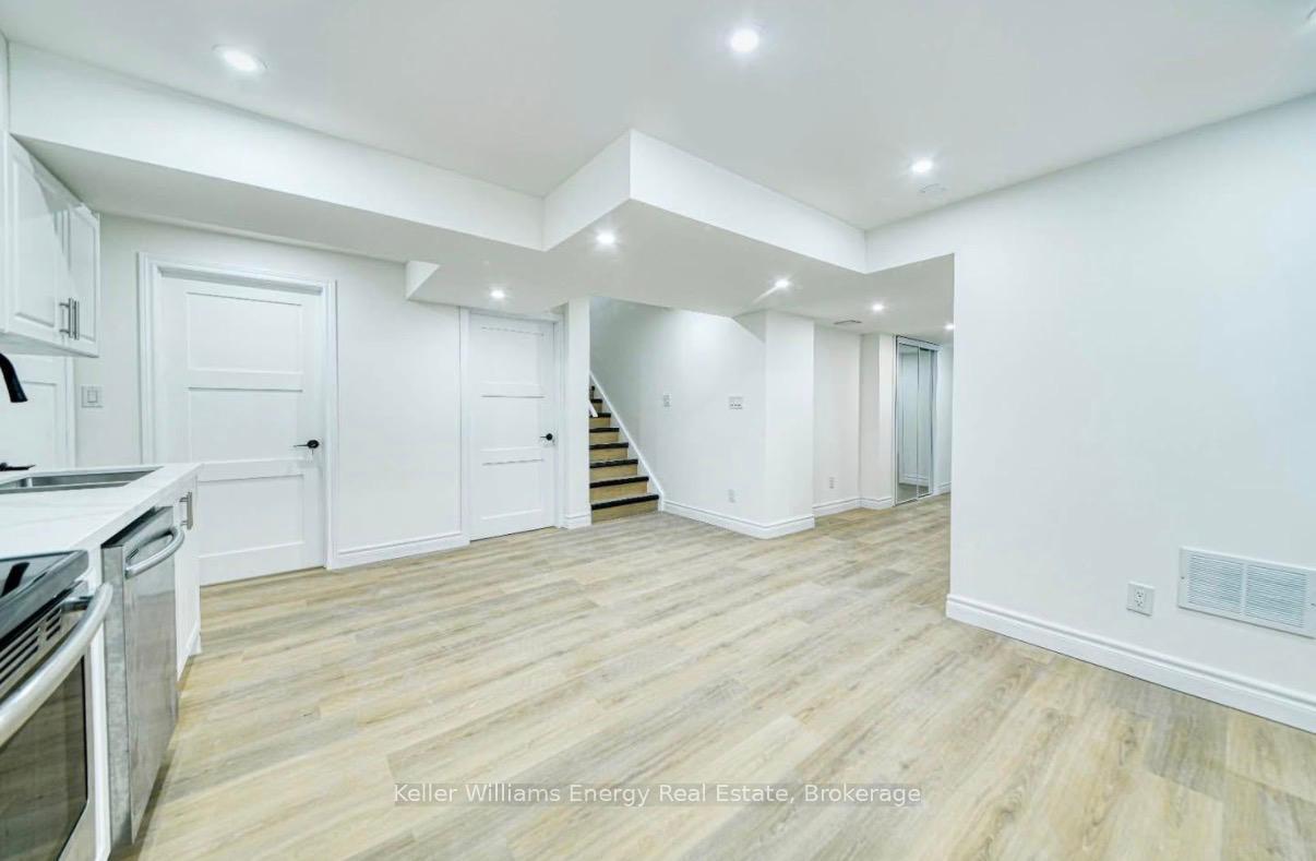 Photo 1 of 163 William Fair Drive, Clarington, Bowmanville — HOMEH