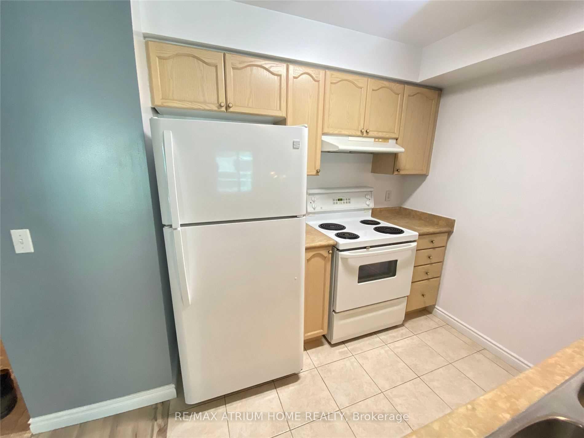 Photo 6 of Unit 606, 26 Olive Avenue, North York, Willowdale East — HOMEH