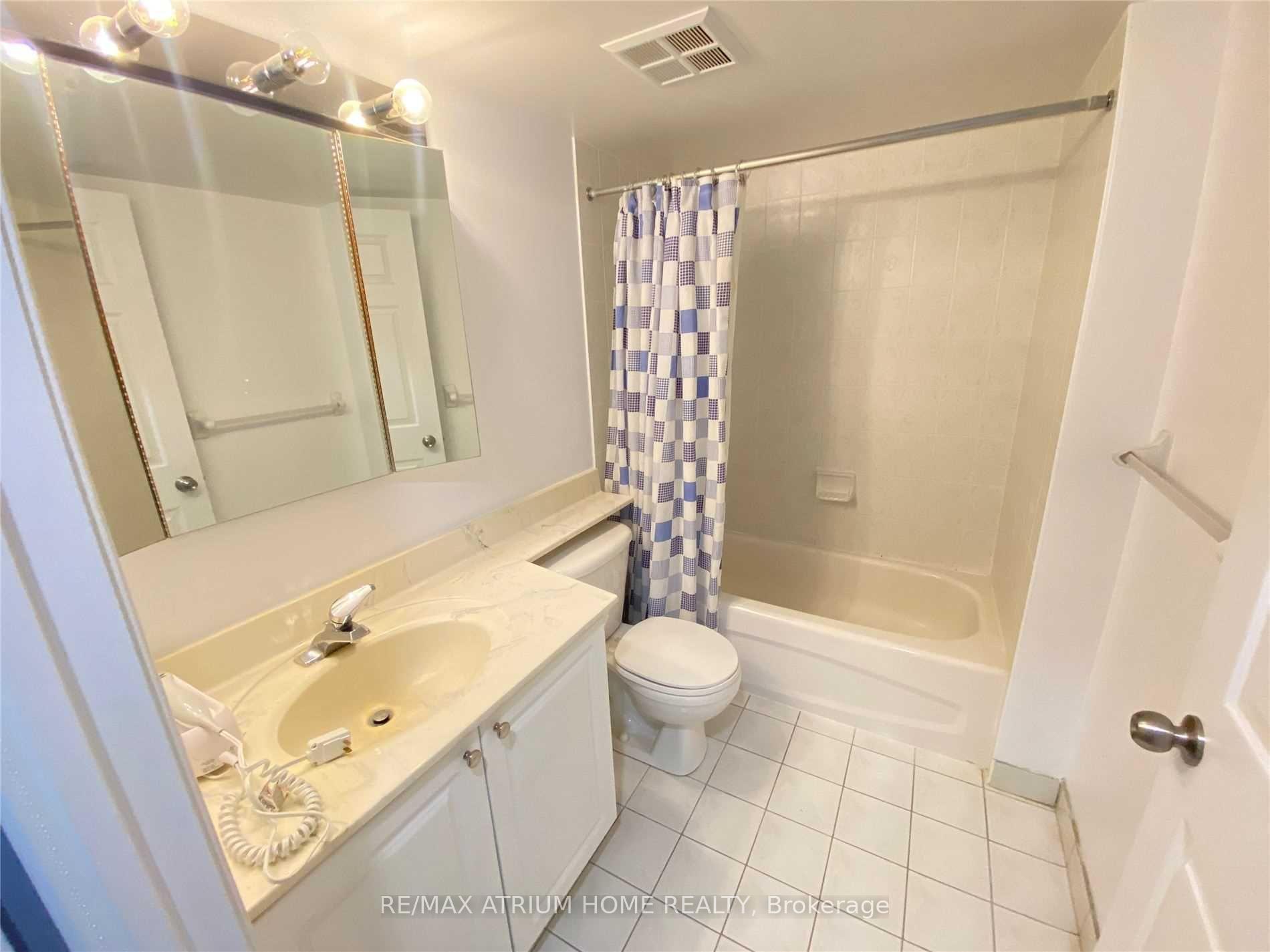 Photo 10 of Unit 606, 26 Olive Avenue, North York, Willowdale East — HOMEH